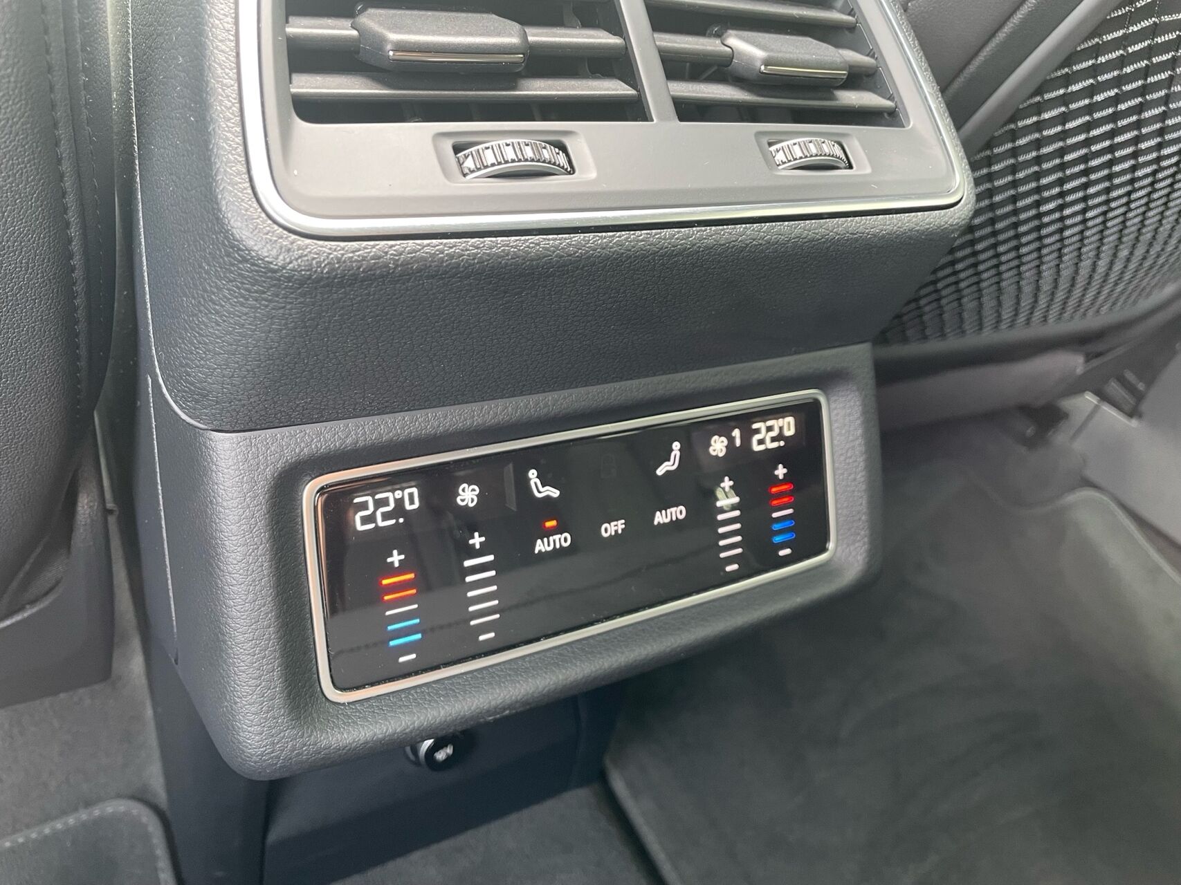 Billede af Audi E-tron 55 Advanced Quattro 408HK 5d Aut.