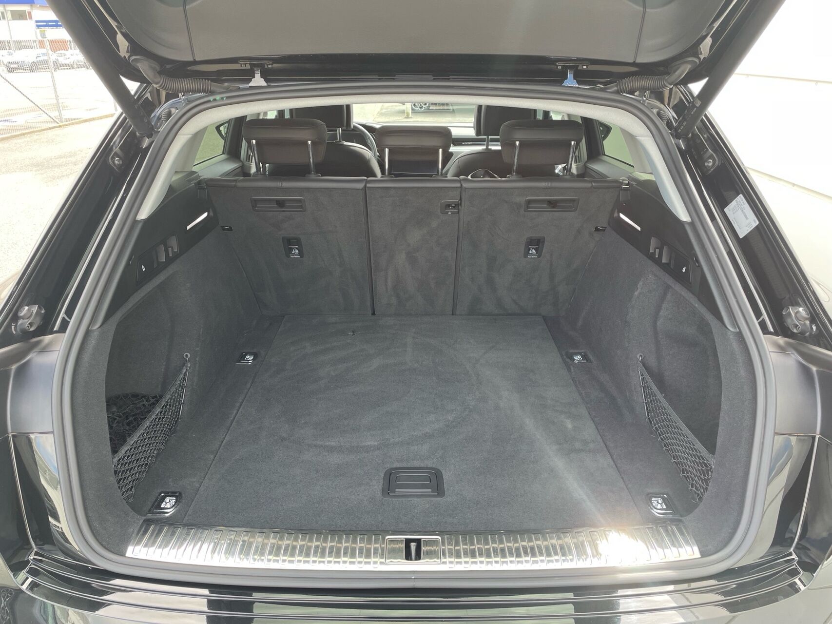 Billede af Audi E-tron 55 Advanced Quattro 408HK 5d Aut.