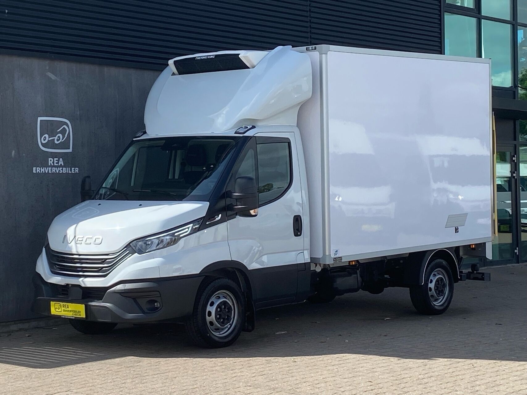 Billede af Iveco Daily 35S18 3750mm 3,0 D 180HK Ladv./Chas. 8g Aut.