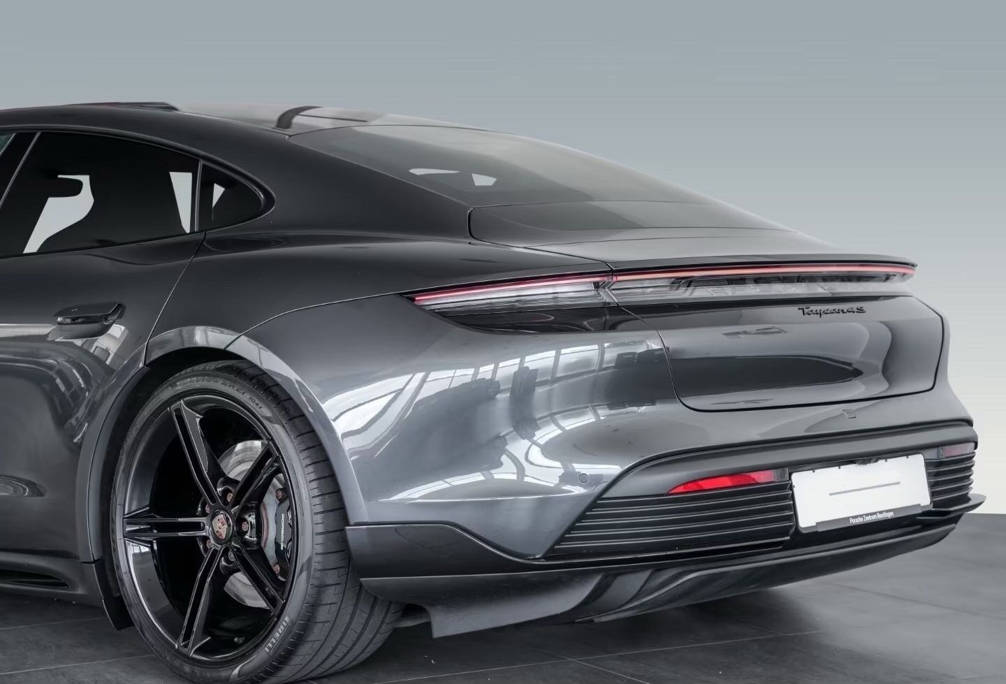 Billede af Porsche Taycan 4S EL Performance 4x4 490HK 4d Aut.
