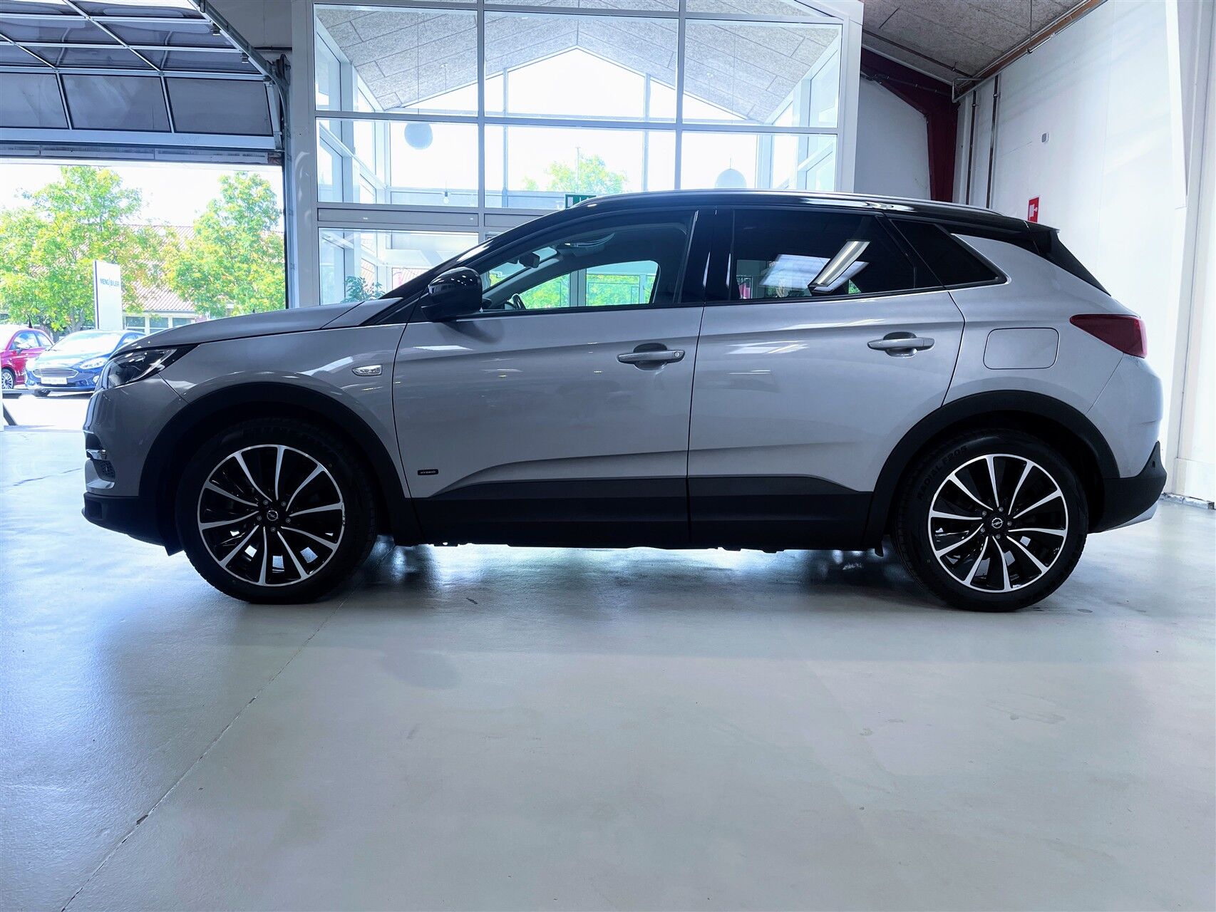 Billede af Opel Grandland X 1,6 PHEV  Plugin-hybrid Ultimate 225HK 5d 8g Aut.