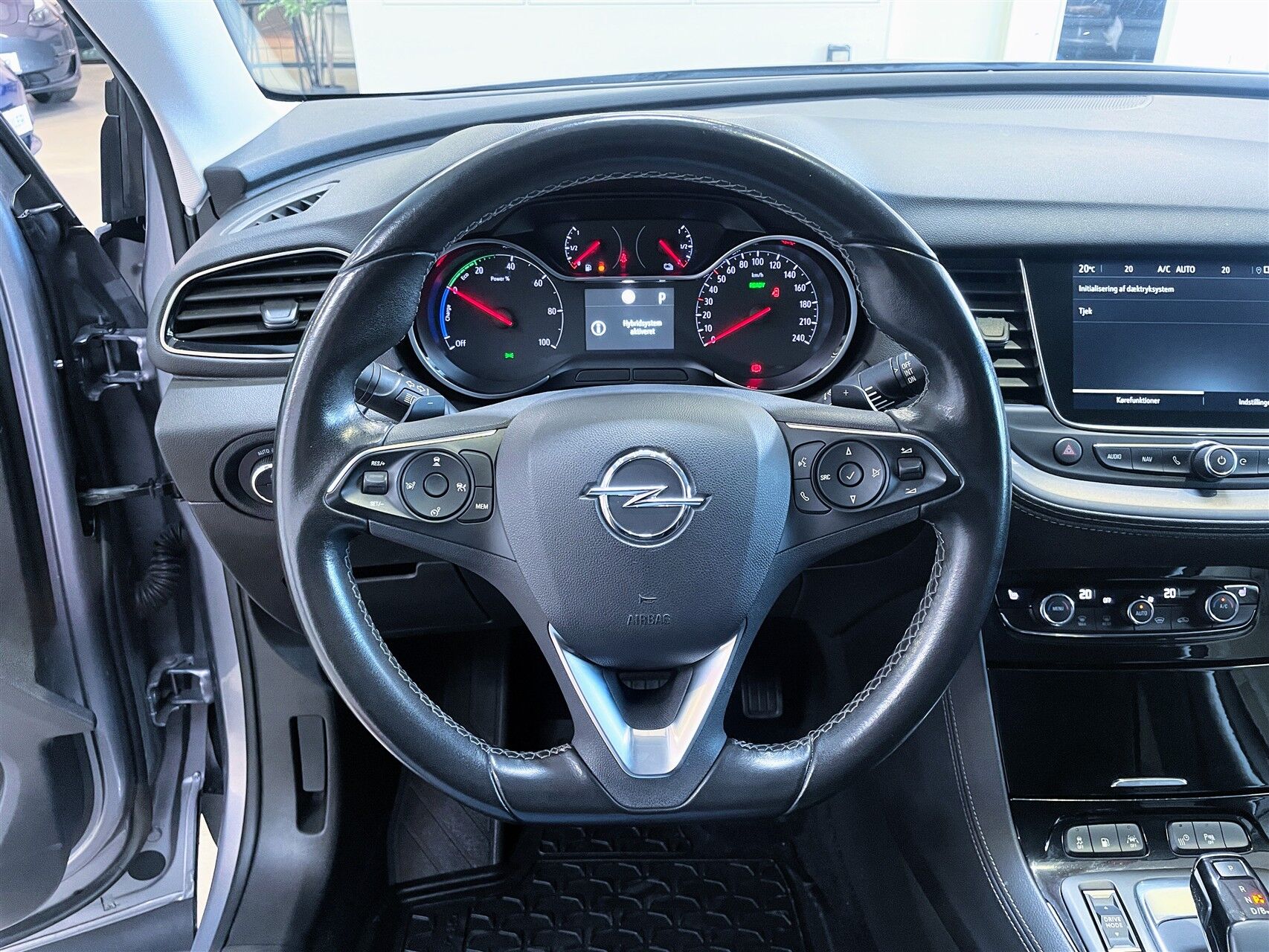 Billede af Opel Grandland X 1,6 PHEV  Plugin-hybrid Ultimate 225HK 5d 8g Aut.