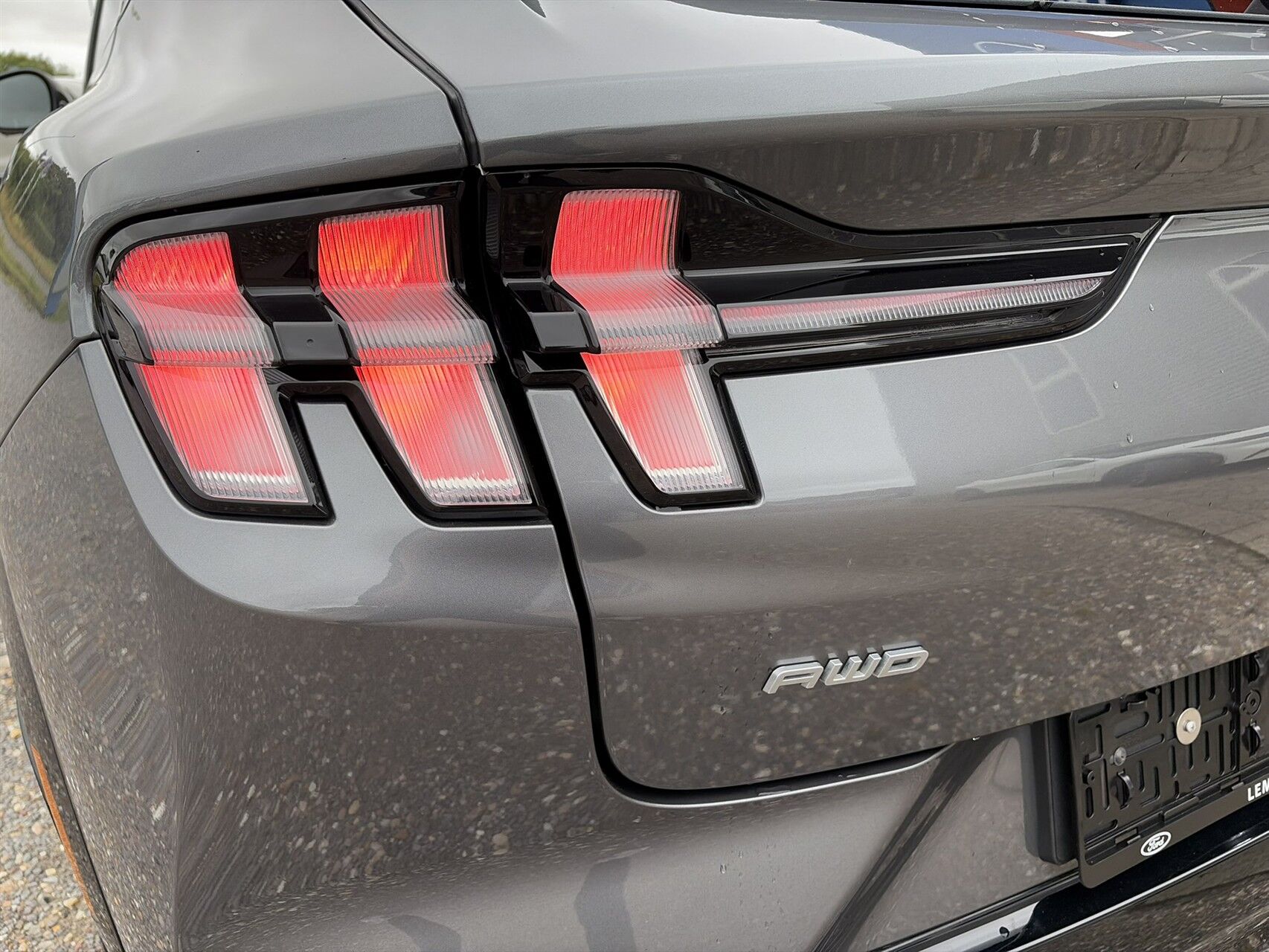 Billede af Ford Mustang Mach-E EL UR Premium AWD 351HK 5d Aut.