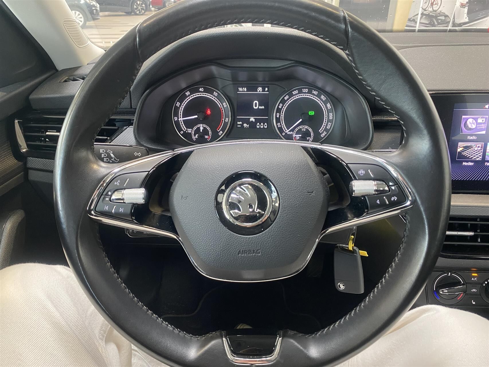 Billede af Skoda Kamiq 1,5 TSI ACT Dynamic DSG 150HK 5d 7g Aut.