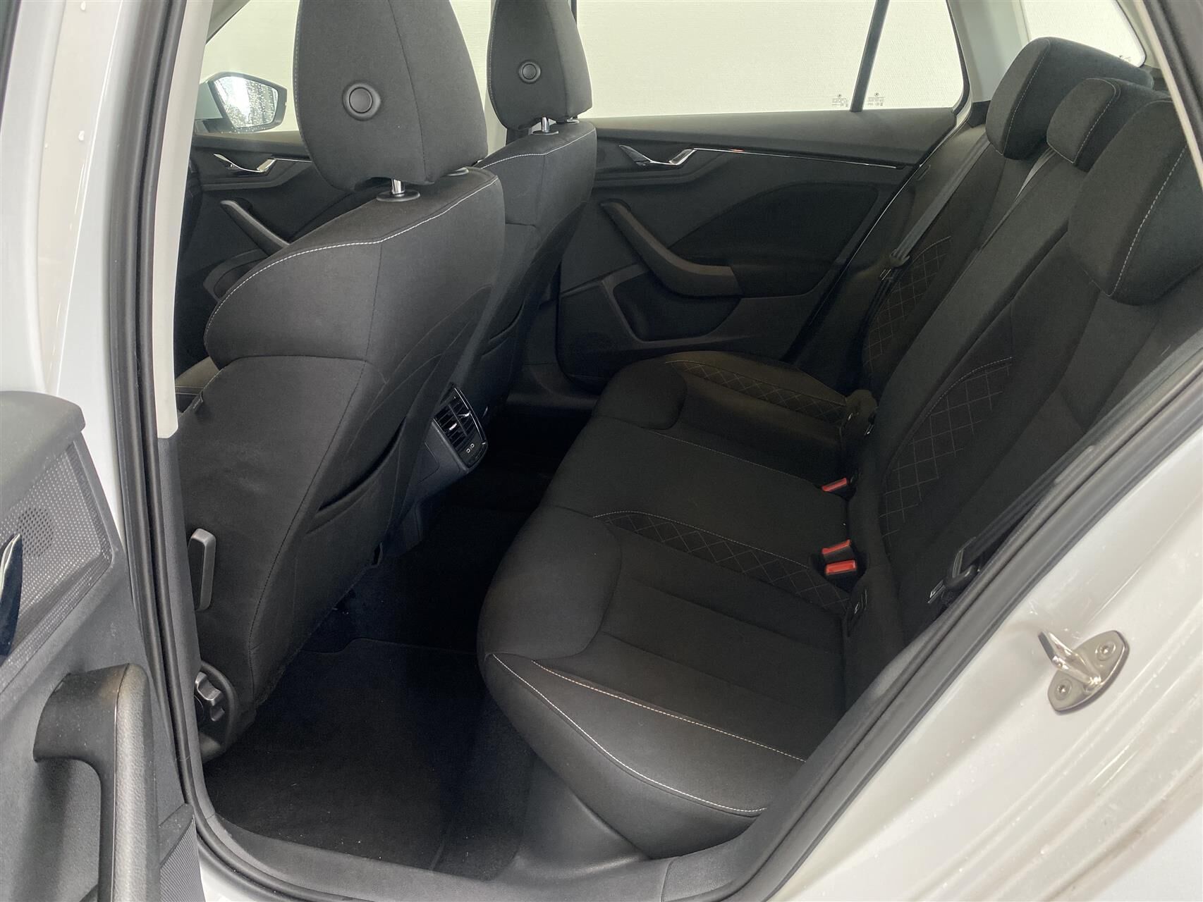 Billede af Skoda Kamiq 1,5 TSI ACT Dynamic DSG 150HK 5d 7g Aut.