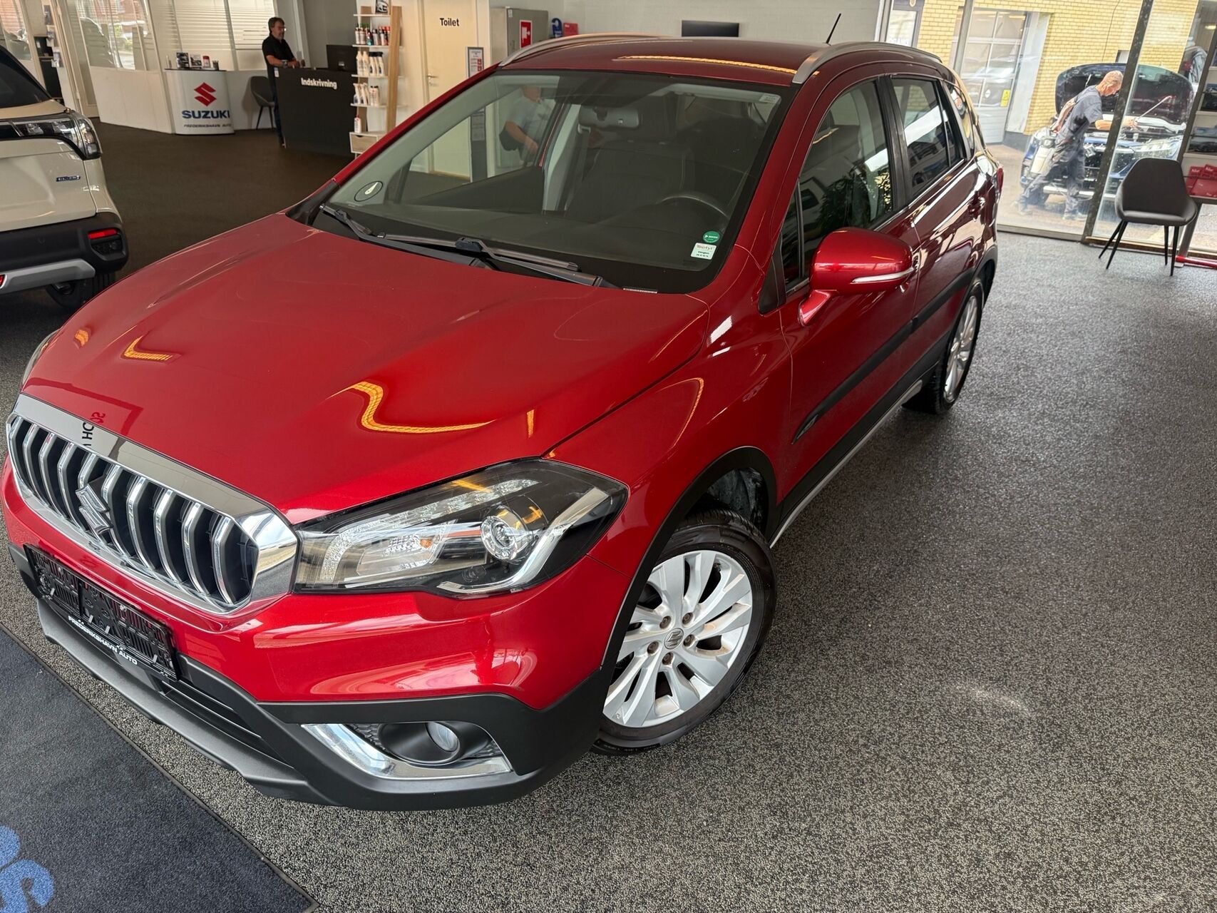 Billede af Suzuki S-Cross 1,0 Boosterjet Active 112HK 5d