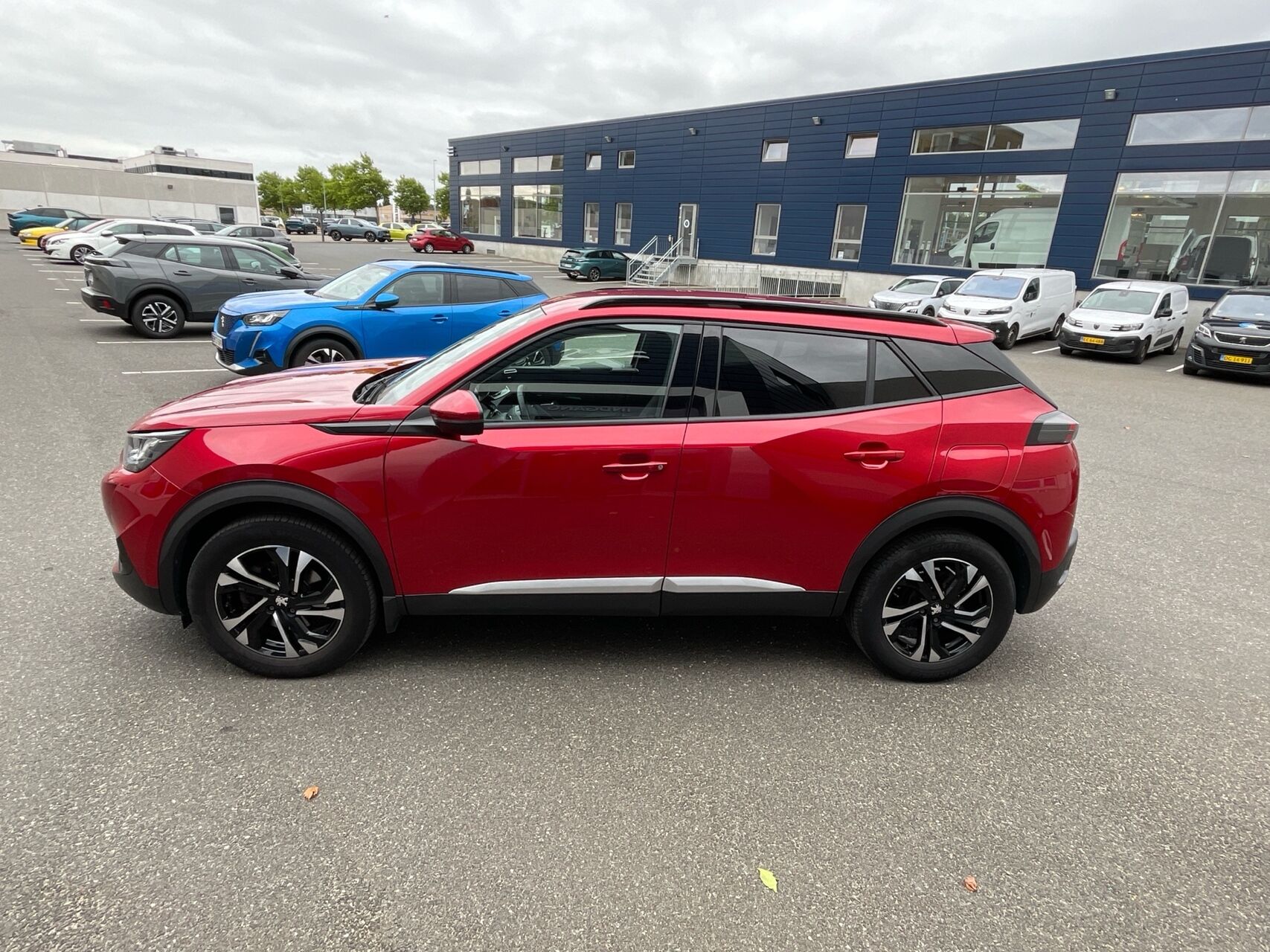 Billede af Peugeot 2008 1,5 BlueHDi Allure Pack EAT8 130HK 5d 8g Aut.