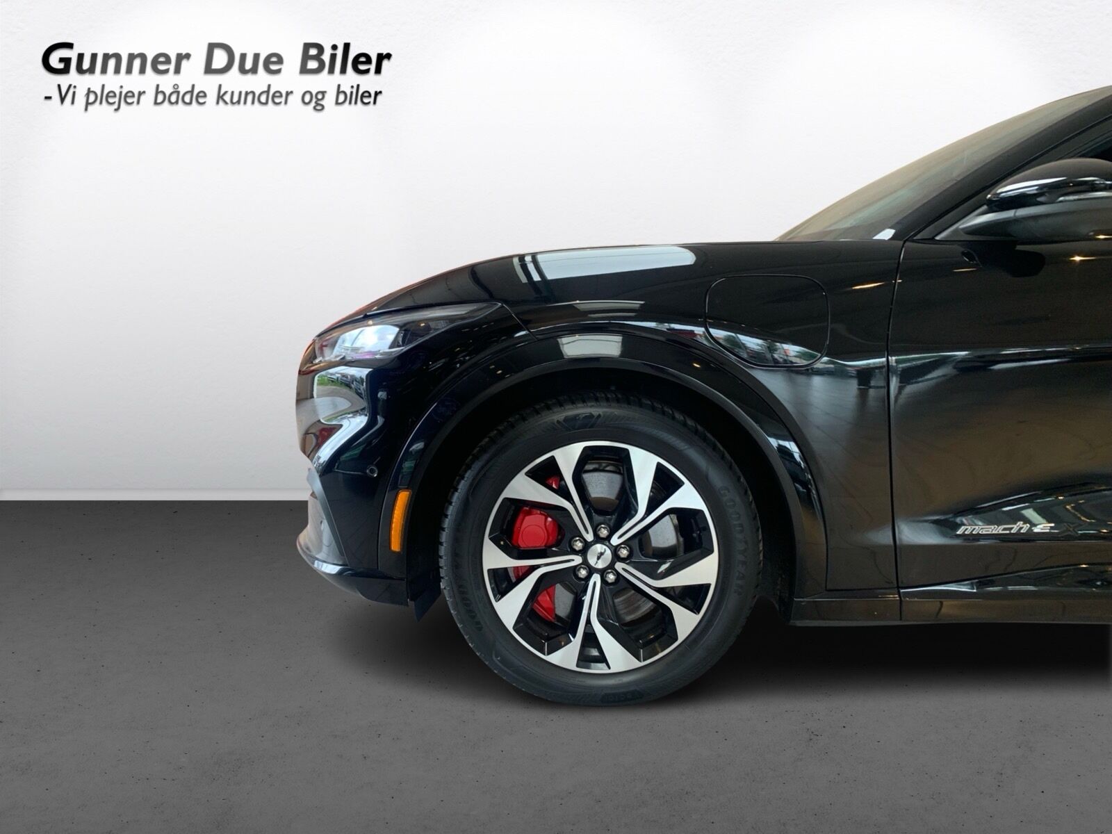 Billede af Ford Mustang Mach-E EL UR Premium 294HK 5d Aut.