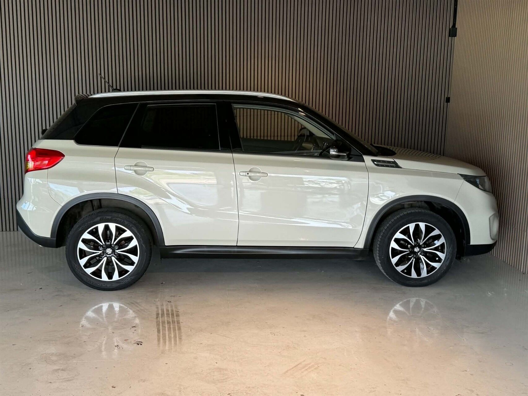 Billede af Suzuki Vitara 1,6 Exclusive 120HK 5d