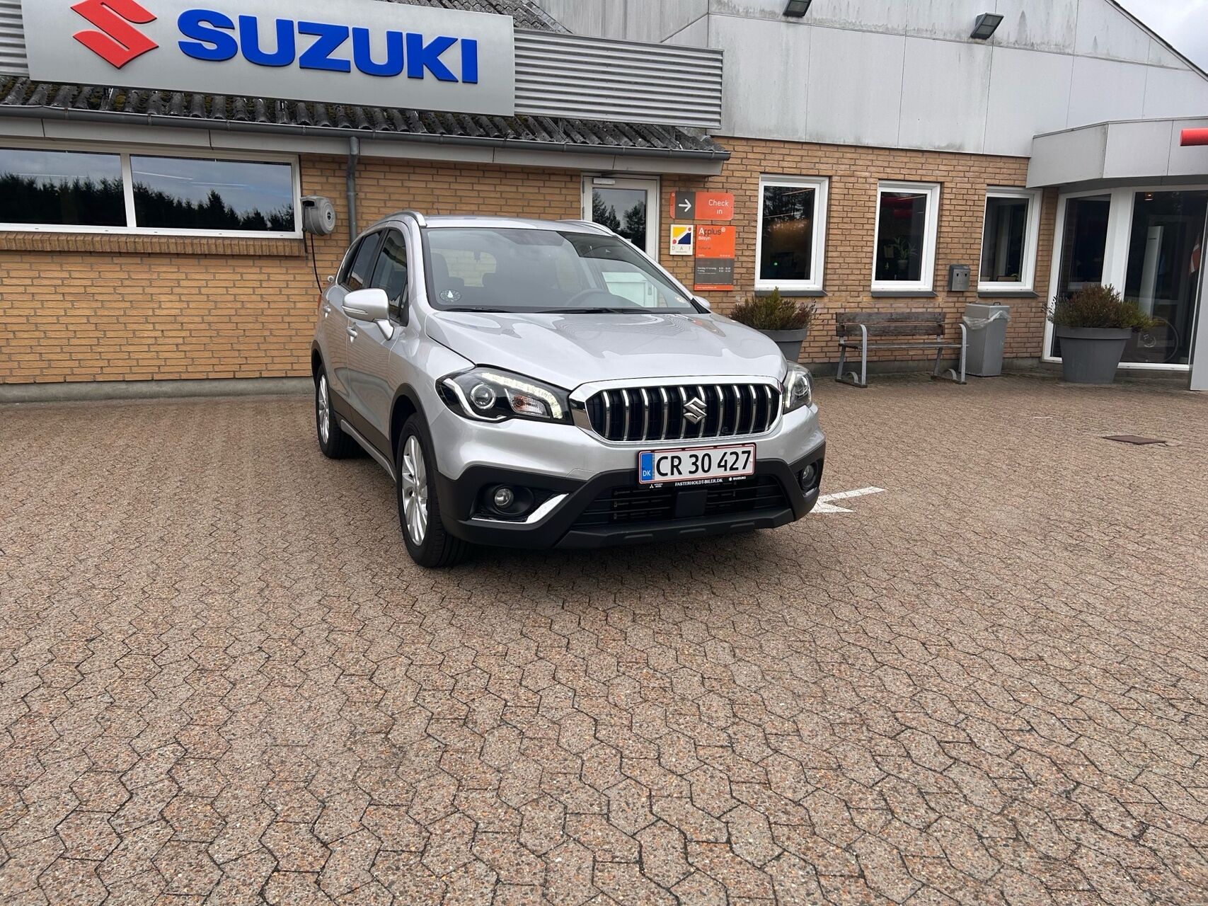 Billede af Suzuki S-Cross 1,0 Boosterjet Active Hit 112HK 5d