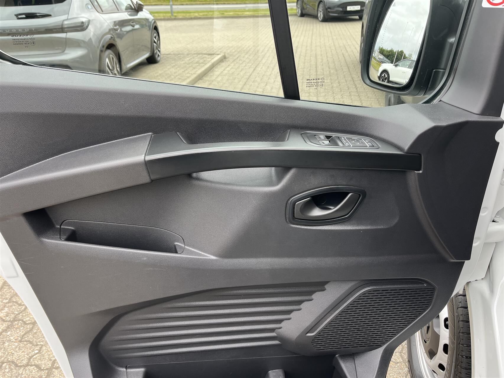 Billede af Renault Trafic L2H1 2,0 DCI start/stop 150HK Van 6g