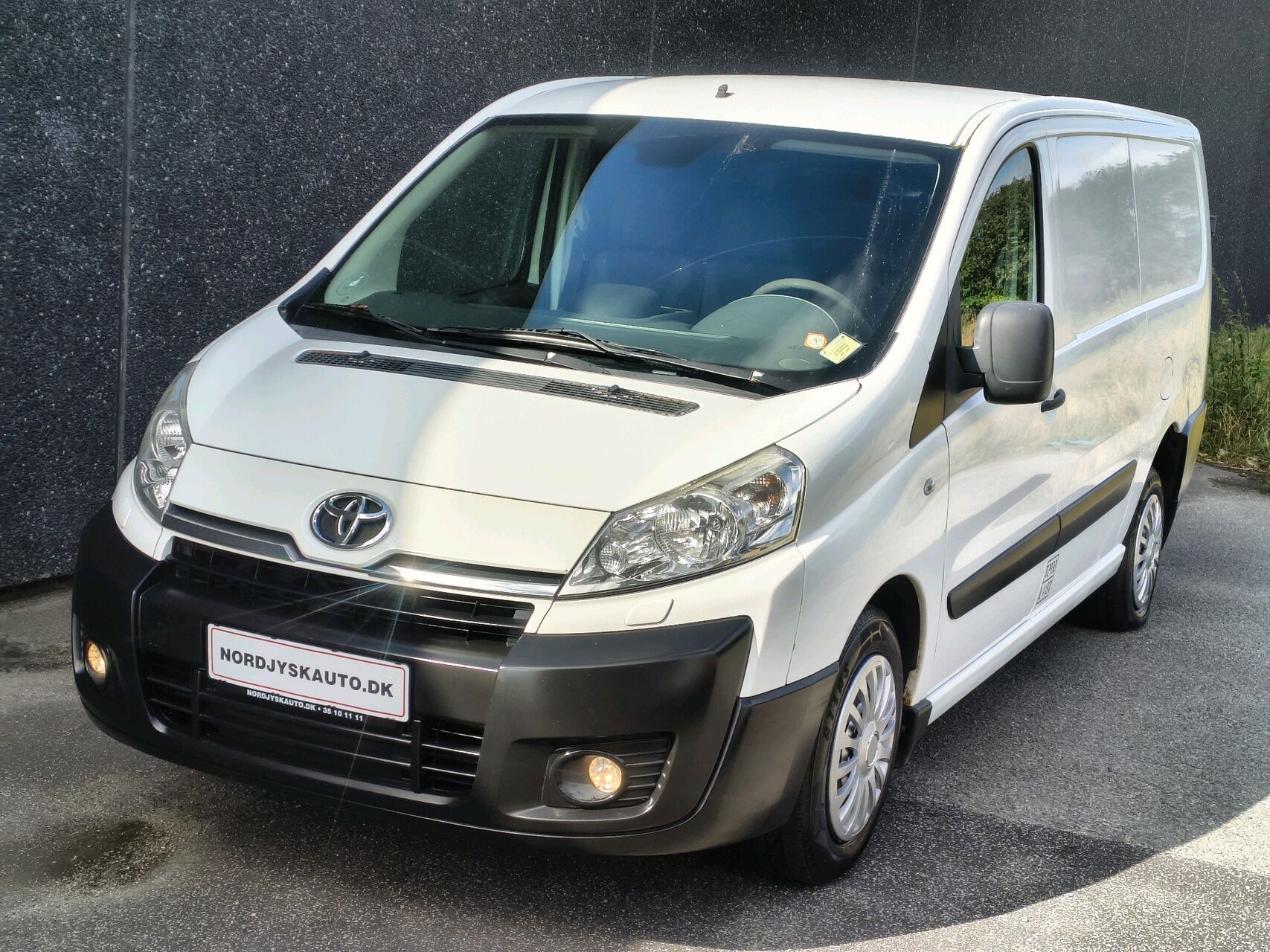 Billede af Toyota Proace L2H1 2,0 D-4D T1+ Splitbagdør 128HK Van 6g