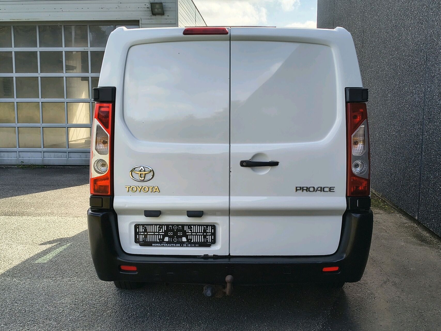 Billede af Toyota Proace L2H1 2,0 D-4D T1+ Splitbagdør 128HK Van 6g