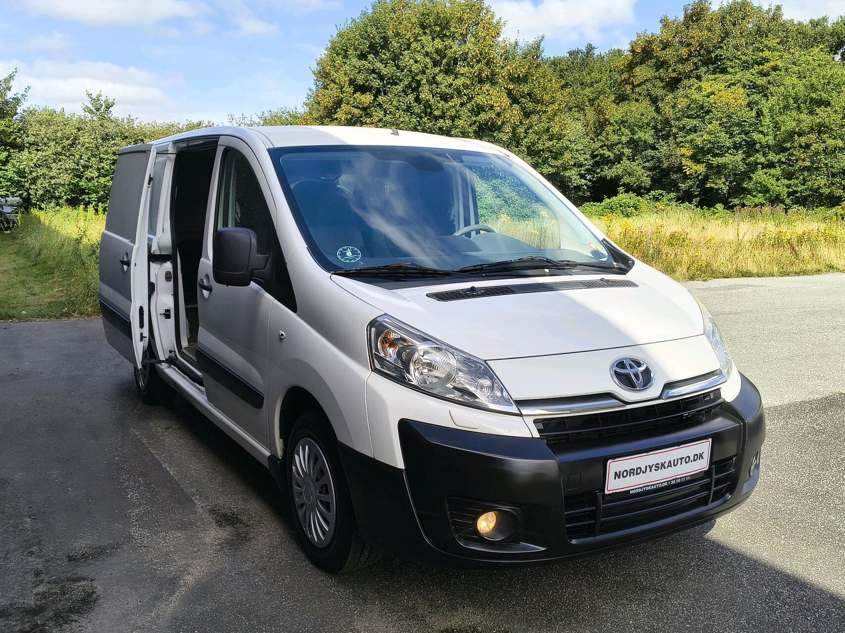 Billede af Toyota Proace L2H1 2,0 D-4D T1+ Splitbagdør 128HK Van 6g