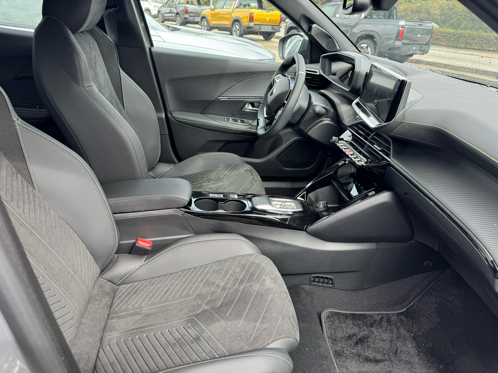 Billede af Peugeot e-2008 EL GT 156HK 5d Aut.