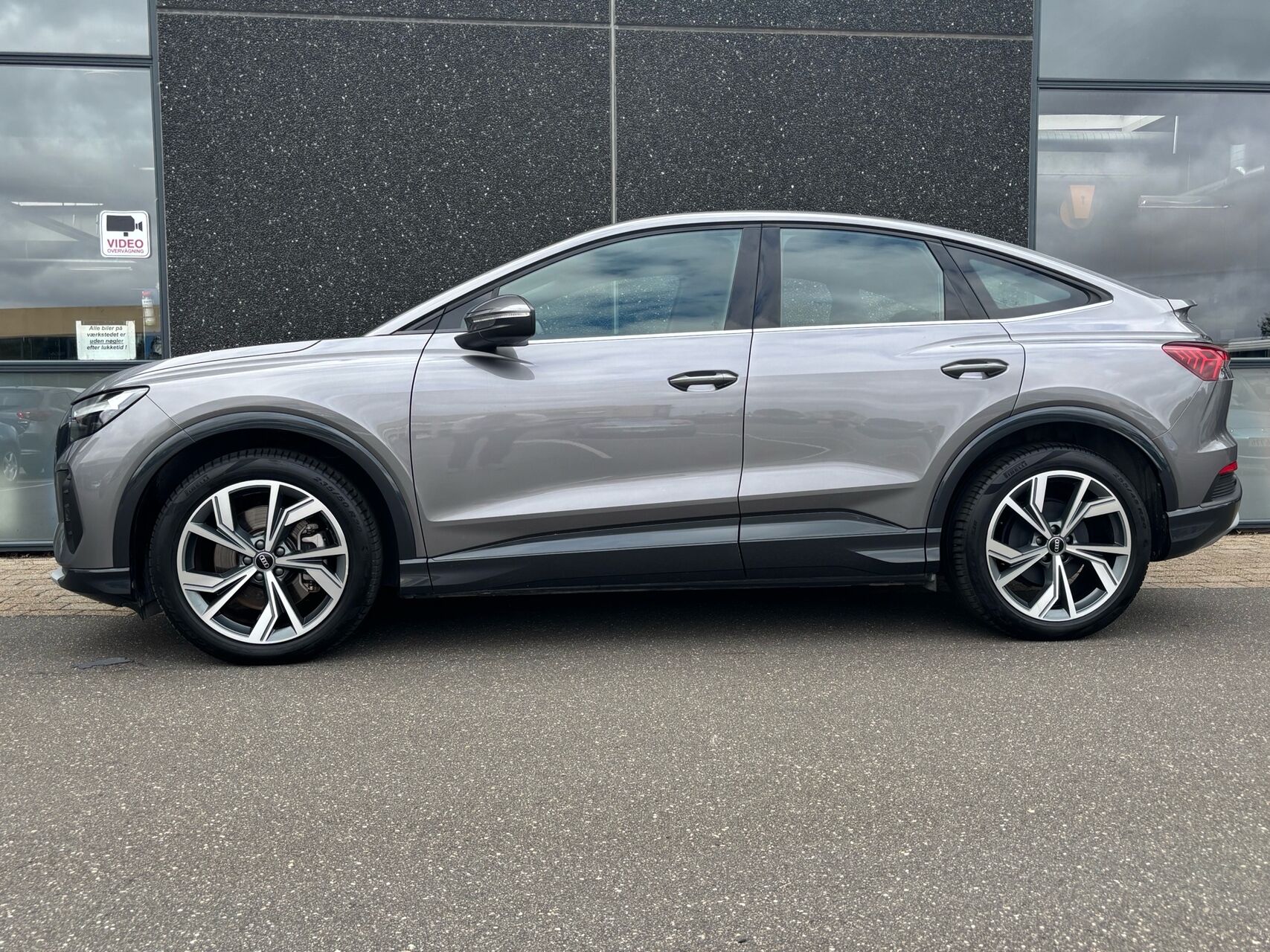 Billede af Audi Q4 Sportback 45 E-tron Attitude 286HK 5d Aut.
