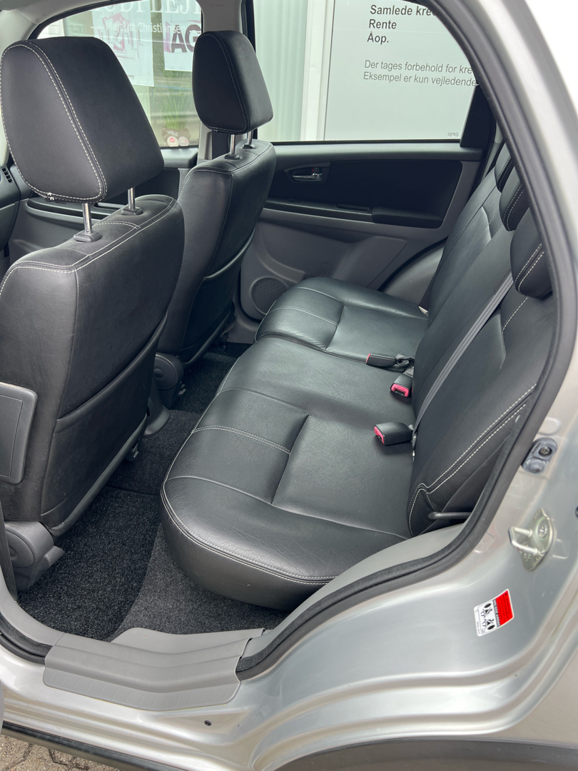 Billede af Suzuki SX4 1,6 16V GL A/C 120HK 5d