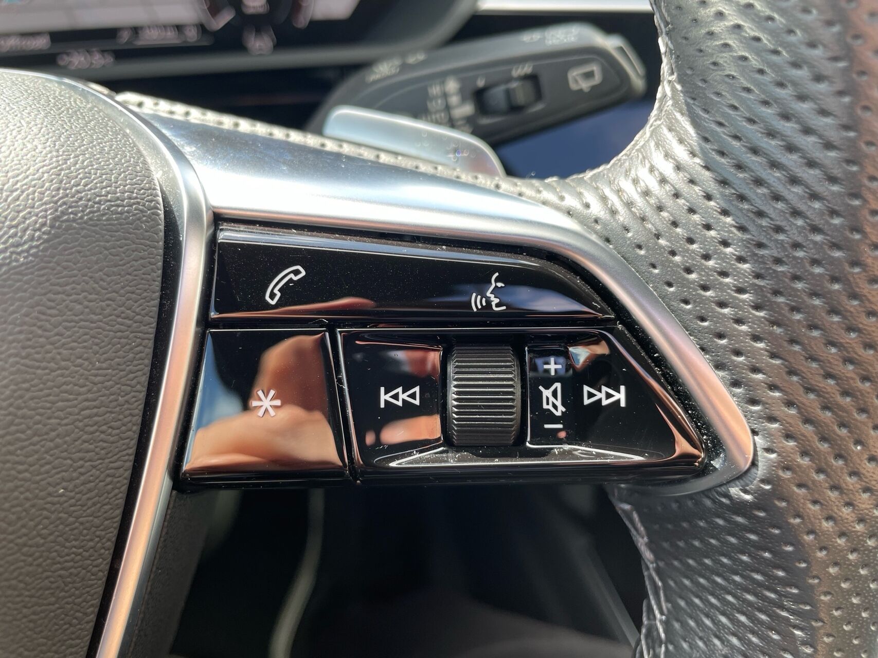 Billede af Audi E-tron 55 Advanced Quattro 408HK 5d Aut.