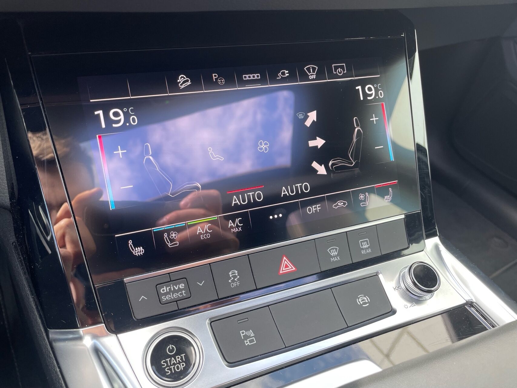 Billede af Audi E-tron 55 Advanced Quattro 408HK 5d Aut.