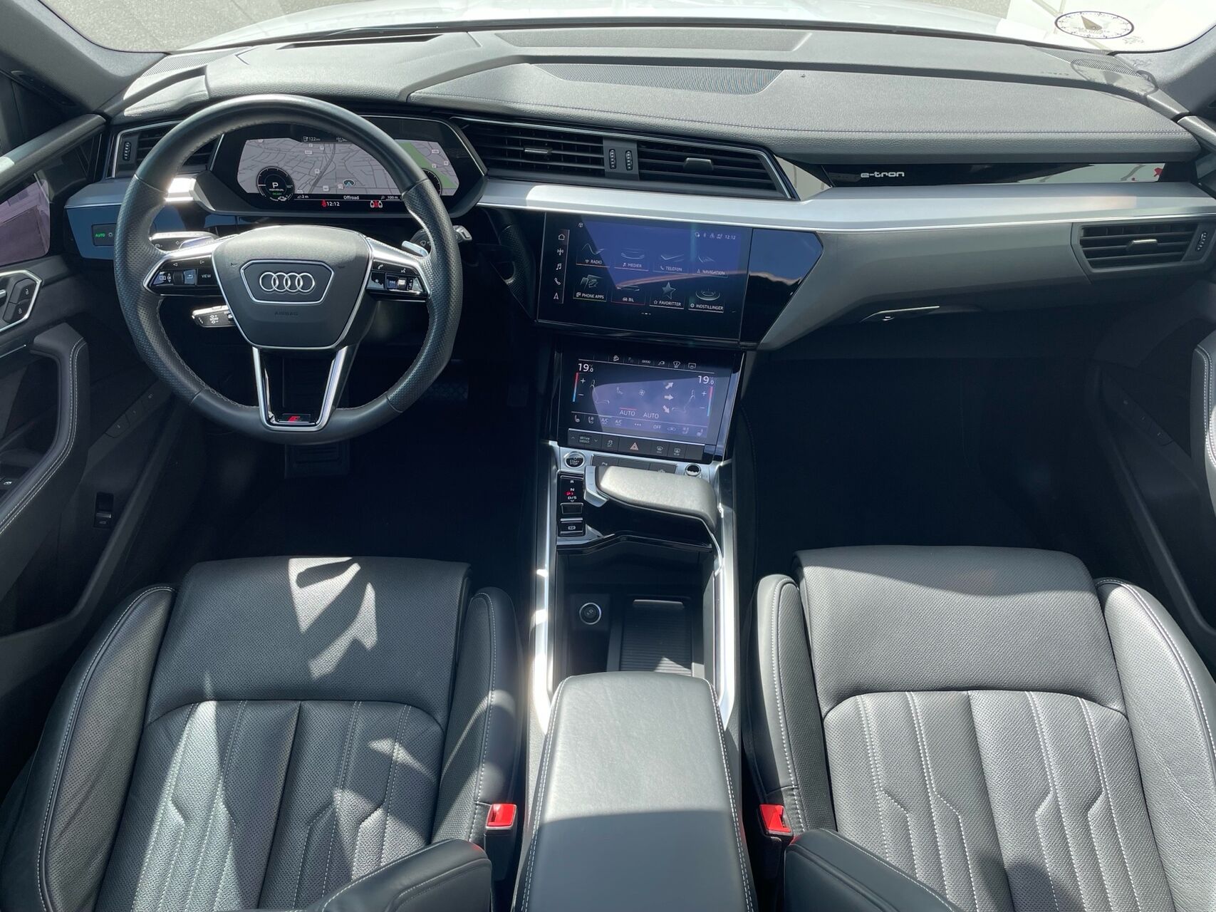 Billede af Audi E-tron 55 Advanced Quattro 408HK 5d Aut.