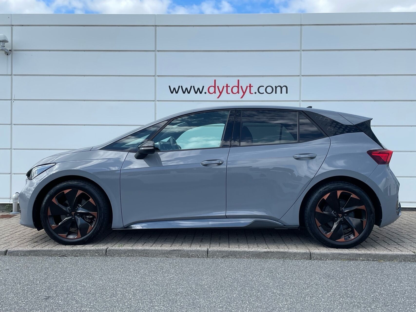 Billede af Cupra Born EL Dinamica Pack High 204HK 5d Aut.