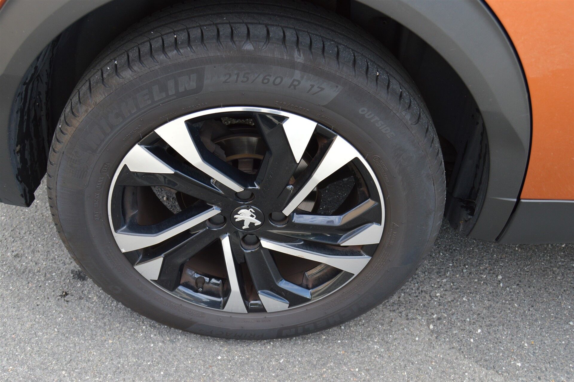 Billede af Peugeot 2008 1,2 PureTech Allure Pack 130HK 5d