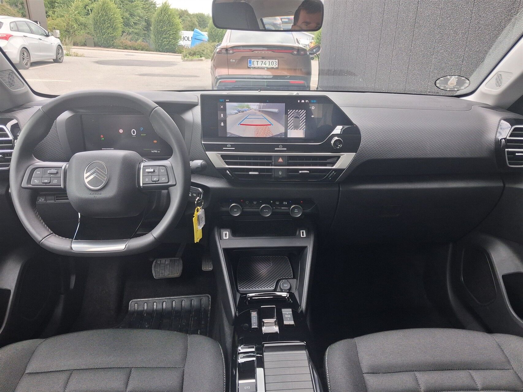 Billede af Citroën e-C4 X EL Plus 136HK 5d Aut.