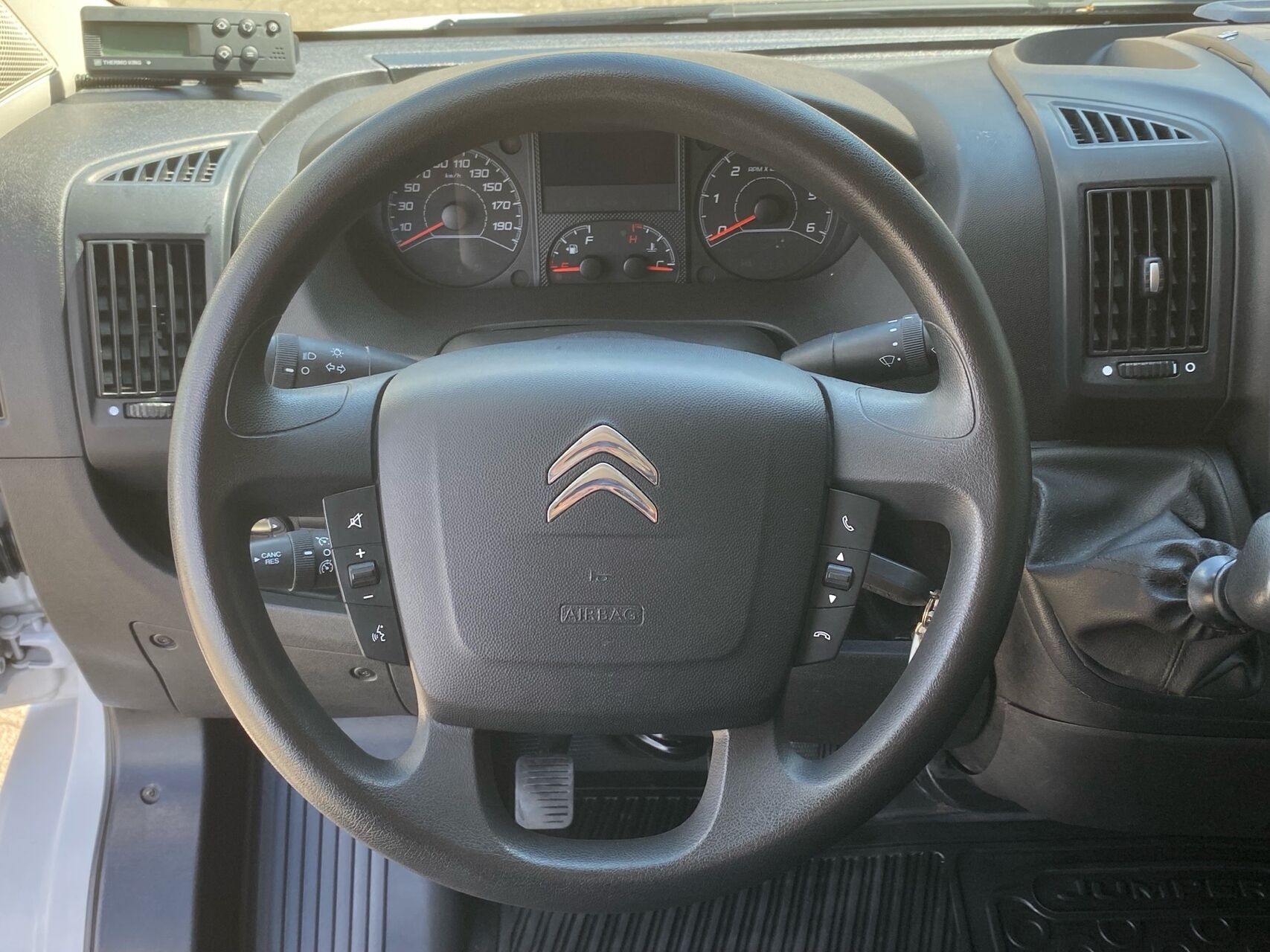 Billede af Citroën Jumper 35+ L3H2 2,2 Blue HDi Flexline start/stop 165HK Van