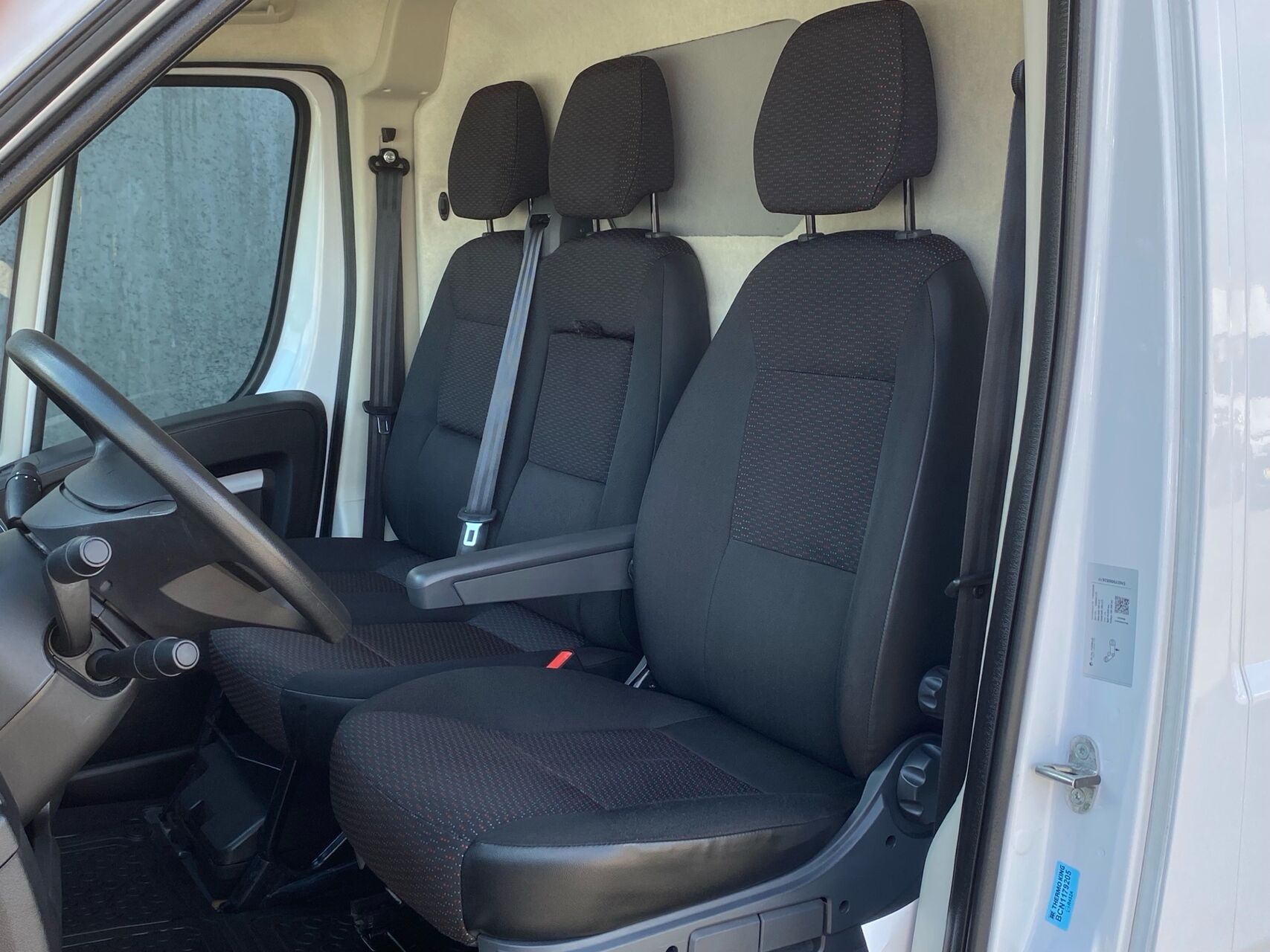 Billede af Citroën Jumper 35+ L3H2 2,2 Blue HDi Flexline start/stop 165HK Van