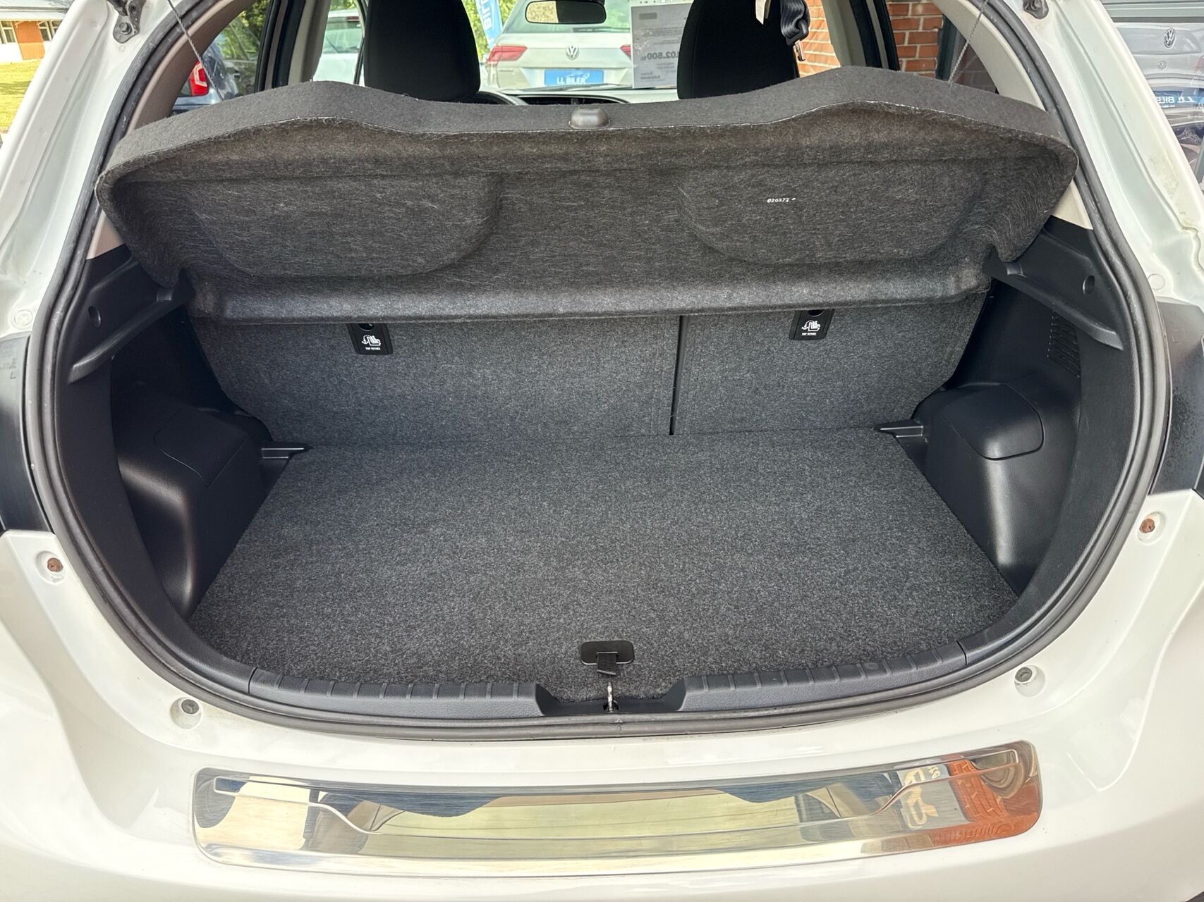 Billede af Toyota Yaris 1,5 Hybrid H2 Premium E-CVT 100HK 5d Trinl. Gear