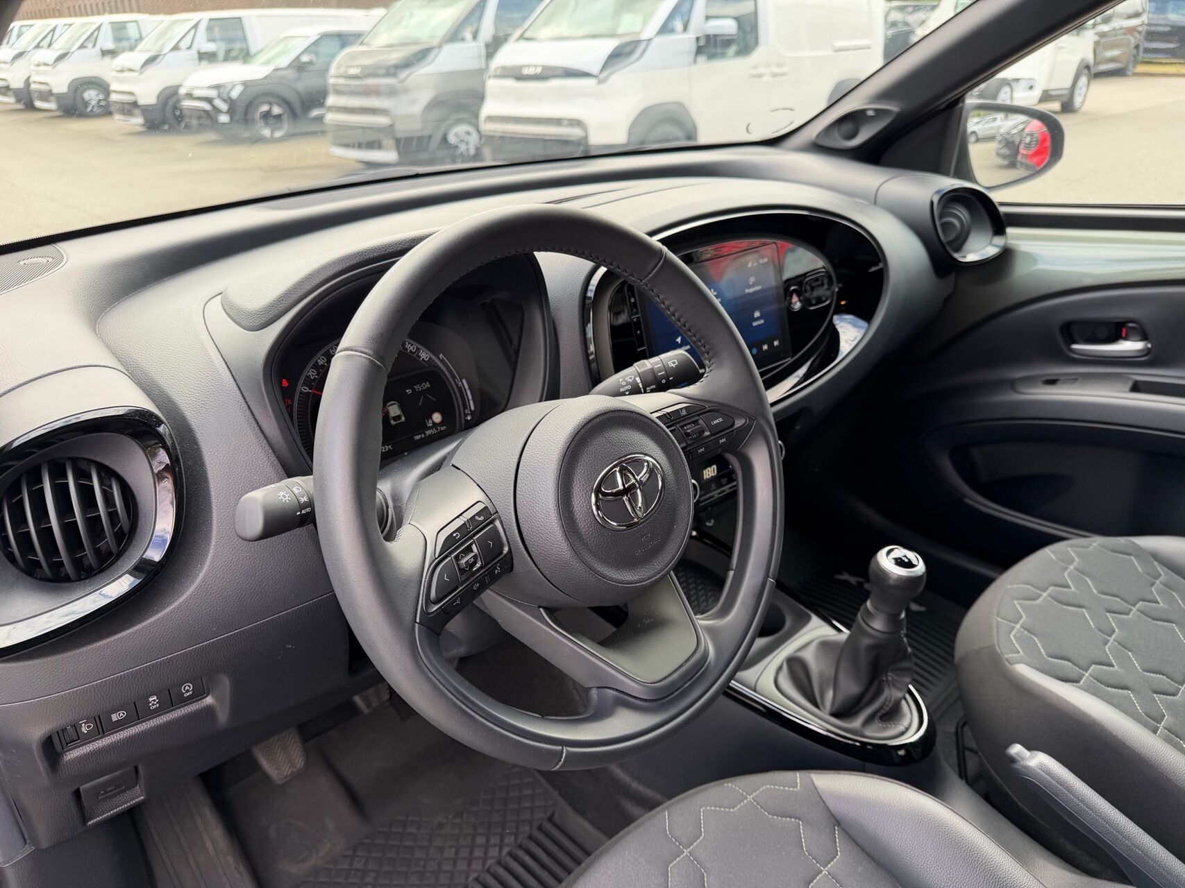 Billede af Toyota Aygo X 1,0 VVT-I Envy 72HK 5d