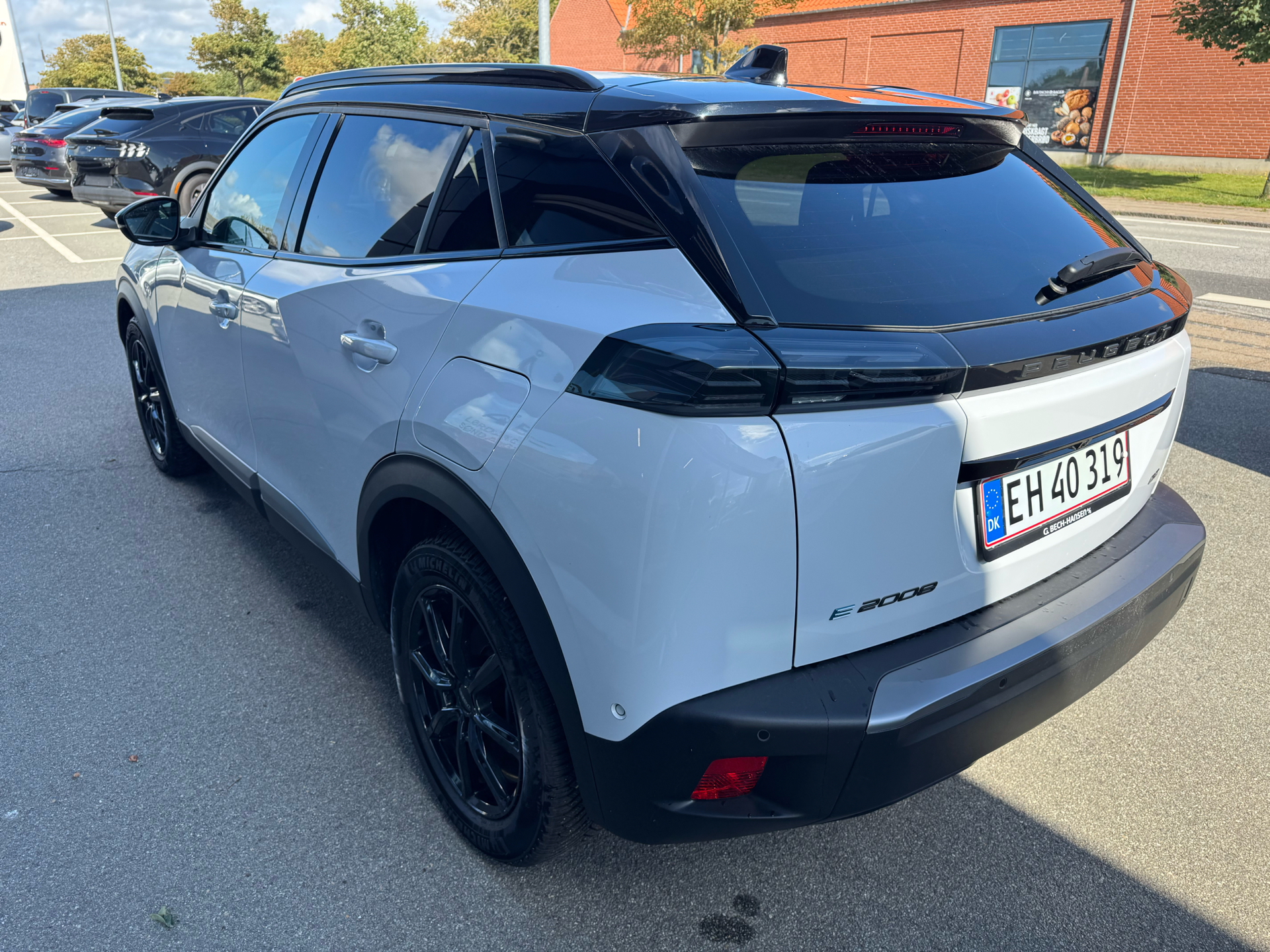 Billede af Peugeot e-2008 EL GT 156HK 5d Aut.