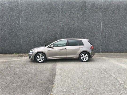 VW Golf EL 116HK 5d Aut.