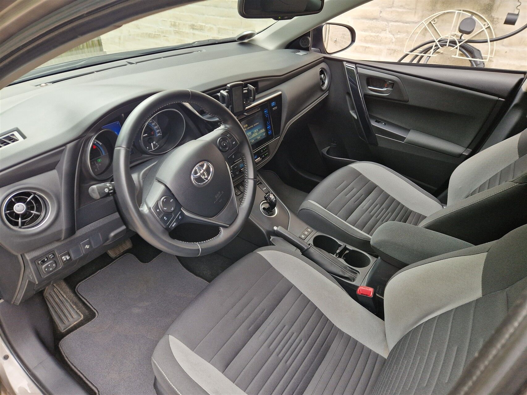 Billede af Toyota Auris Touring Sports 1,8 Hybrid H2 Comfort Safety Sense 136HK Stc Aut.