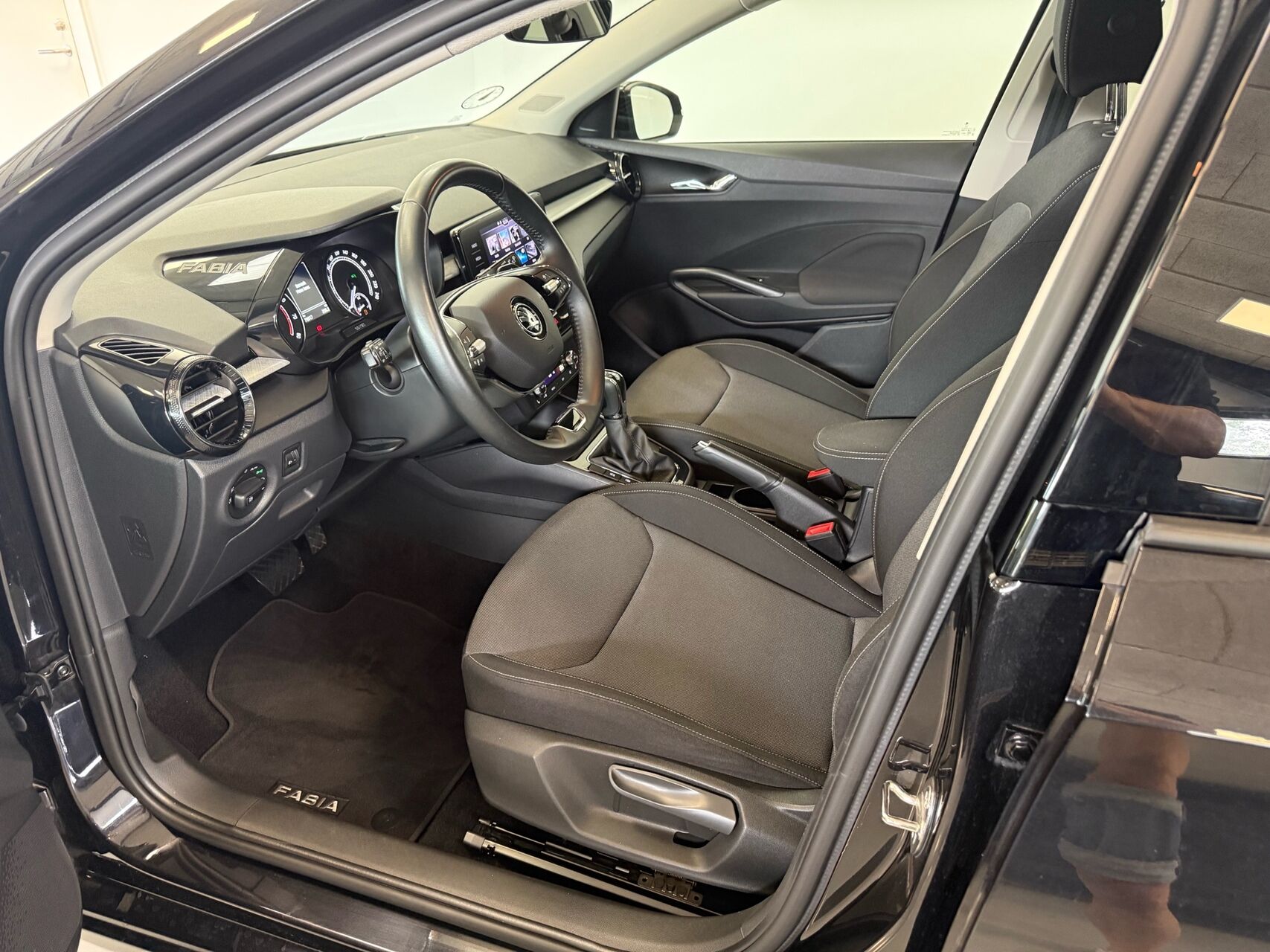 Billede af Skoda Fabia 1,0 TSI Ambition DSG 110HK 5d 7g Aut.