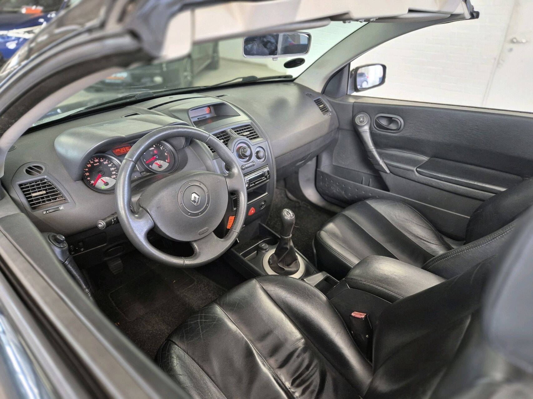 Billede af Renault Mégane 1,6 16V Comfort Authentique 115HK Cabr.