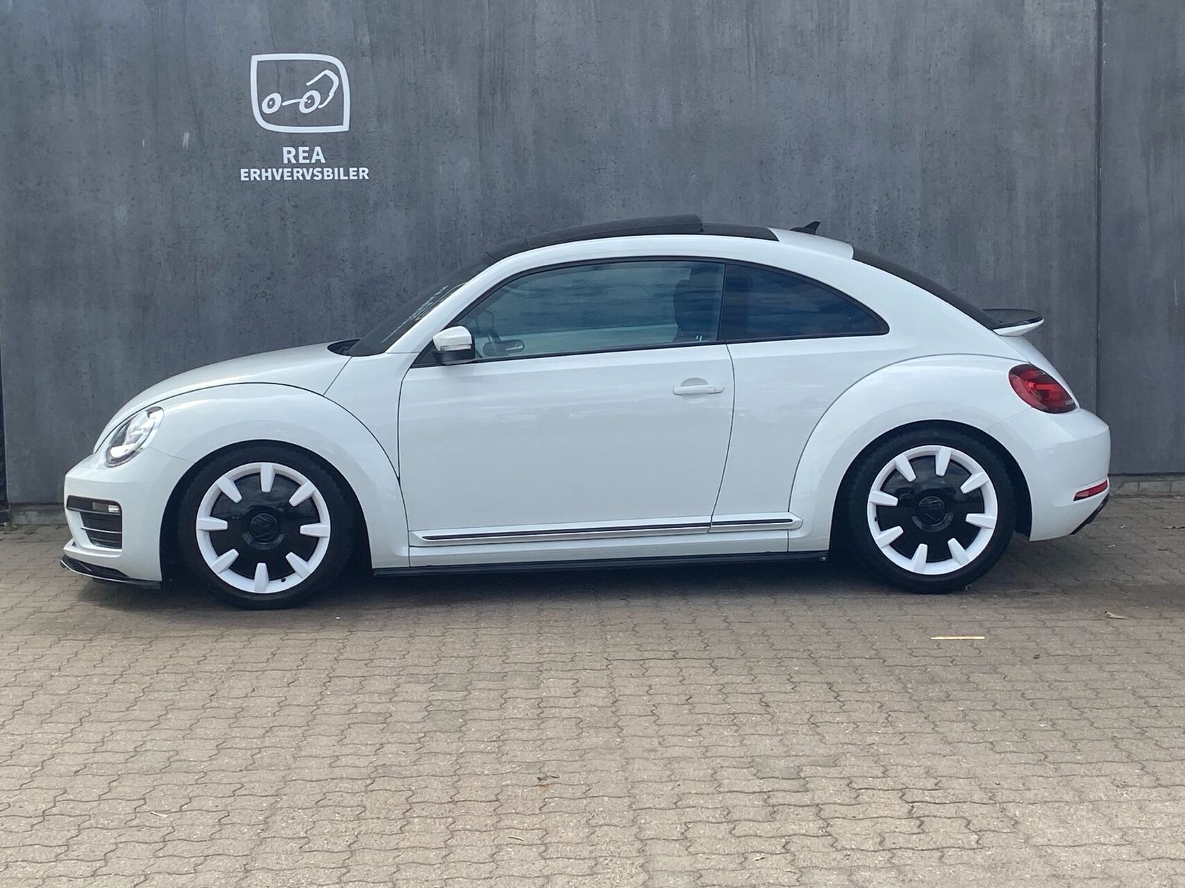 Billede af VW Beetle 2,0 TSI DSG 180HK 3d 6g Aut.