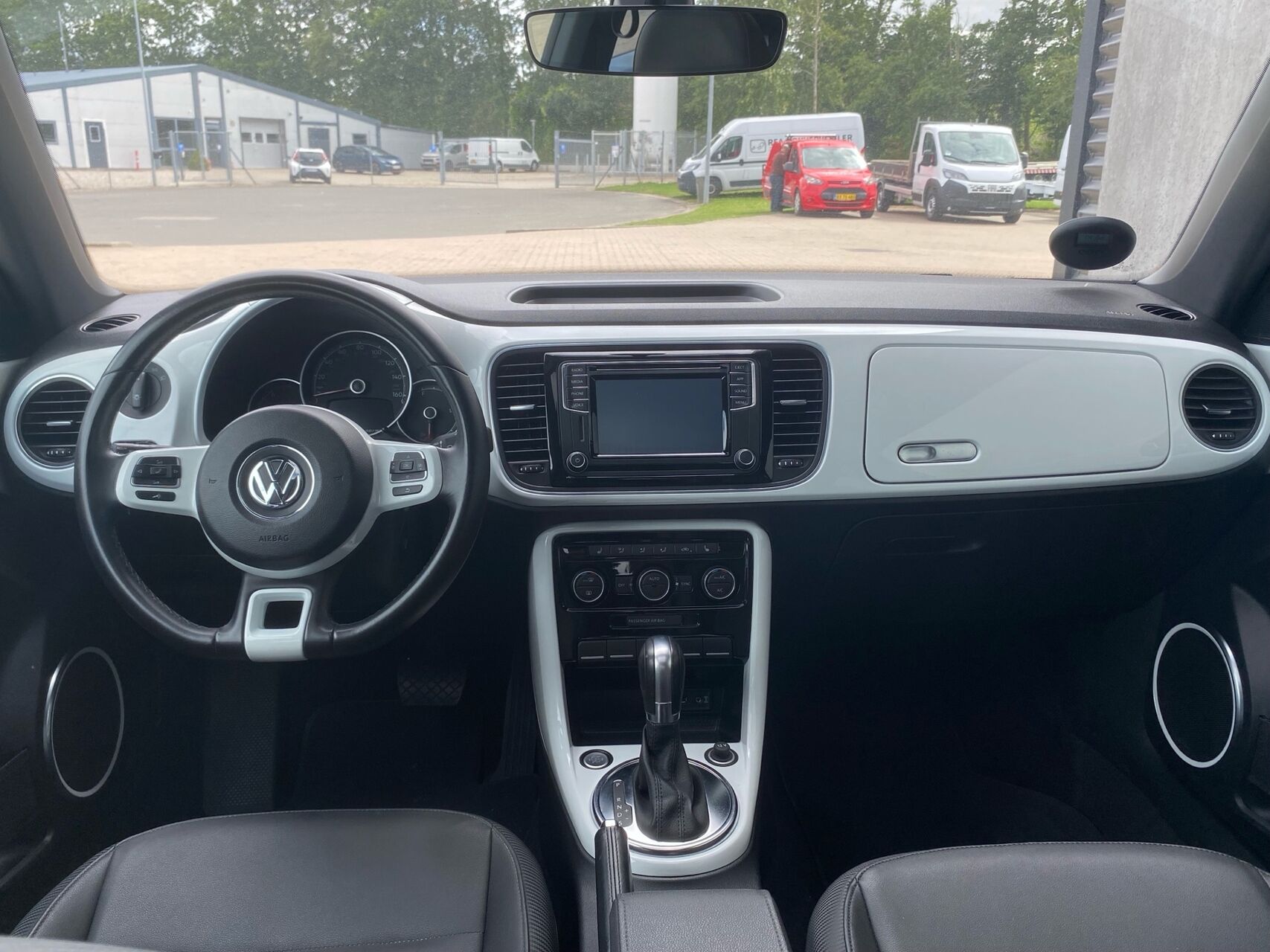 Billede af VW Beetle 2,0 TSI DSG 180HK 3d 6g Aut.