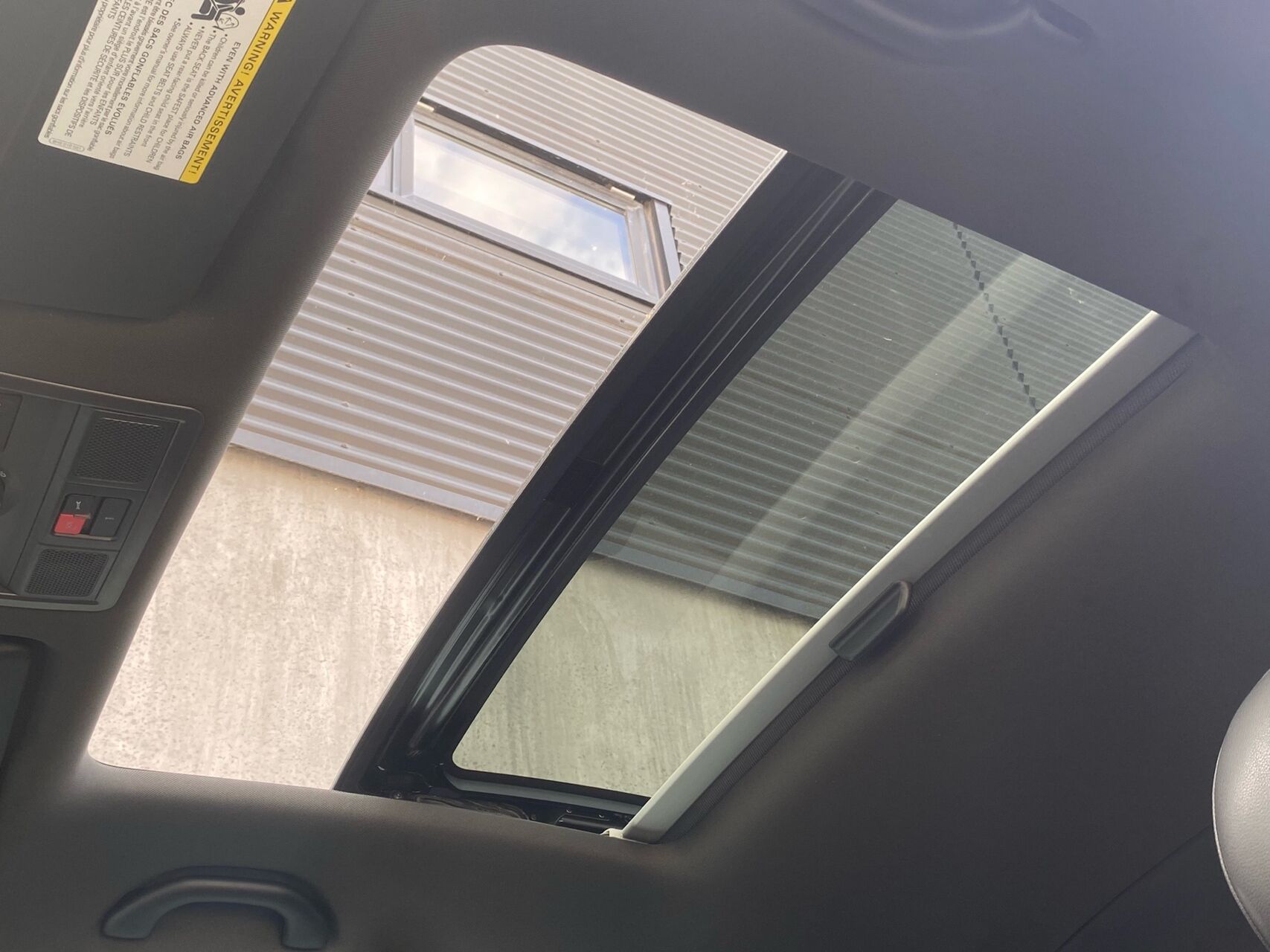 Billede af VW Beetle 2,0 TSI DSG 180HK 3d 6g Aut.
