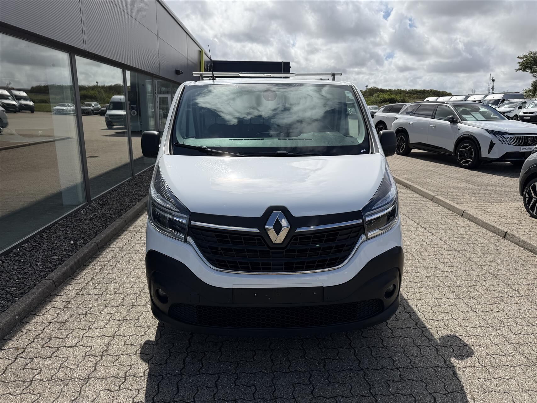 Billede af Renault Trafic T29 L2H1 2,0 DCI 120HK Van 6g