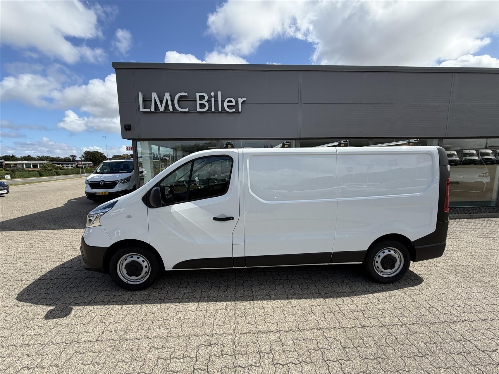 Billede af Renault Trafic T29 L2H1 2,0 DCI 120HK Van 6g