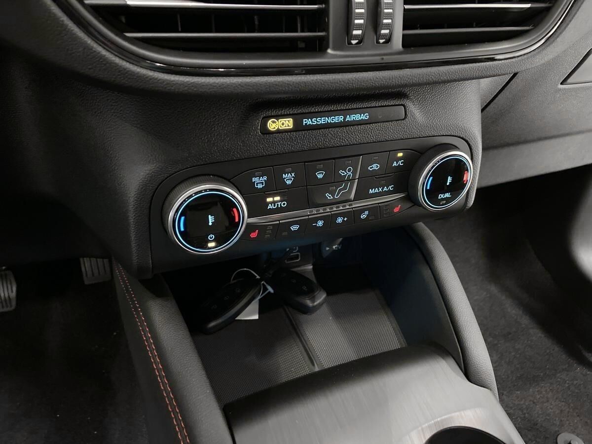 Billede af Ford Kuga 2,5 Plugin-hybrid ST-Line X CVT 225HK 5d Trinl. Gear