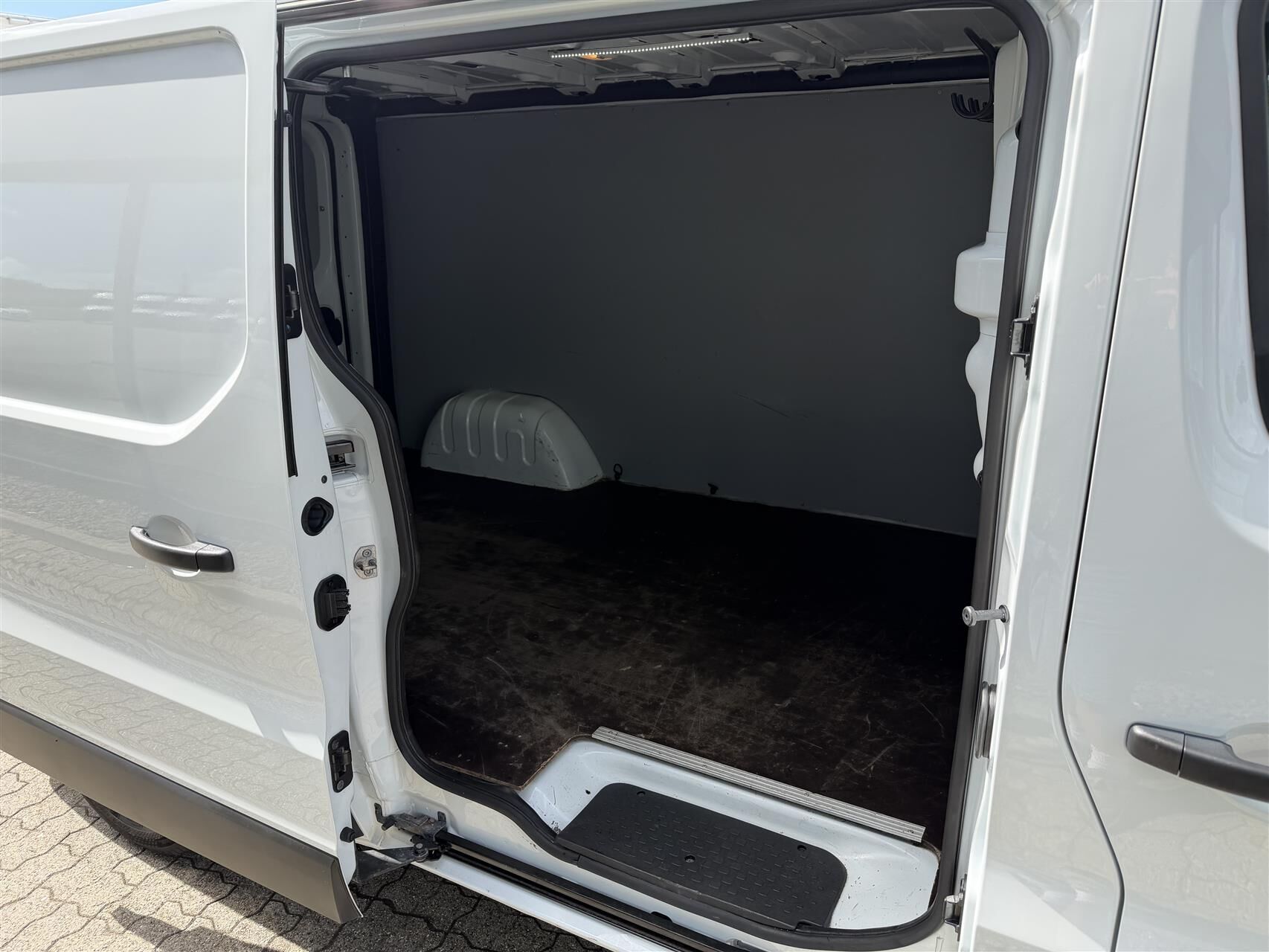 Billede af Renault Trafic L2H1 2,0 DCI start/stop 150HK Van 6g