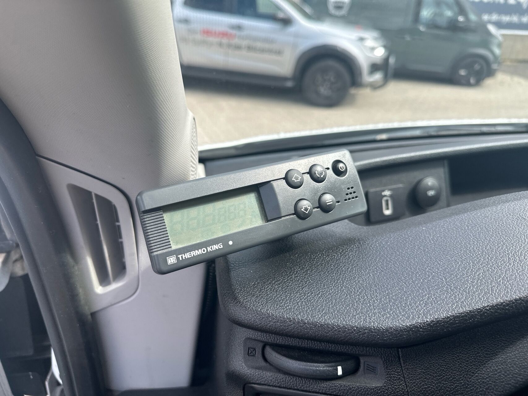Billede af Ford Transit 350 L3H1 2,0 TDCi Trend 185HK Ladv./Chas. 6g Aut.