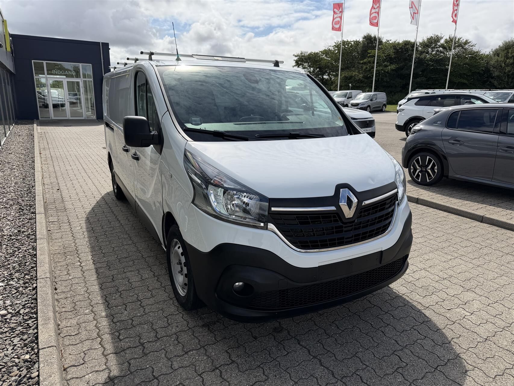 Billede af Renault Trafic T29 L2H1 2,0 DCI 145HK Van 6g