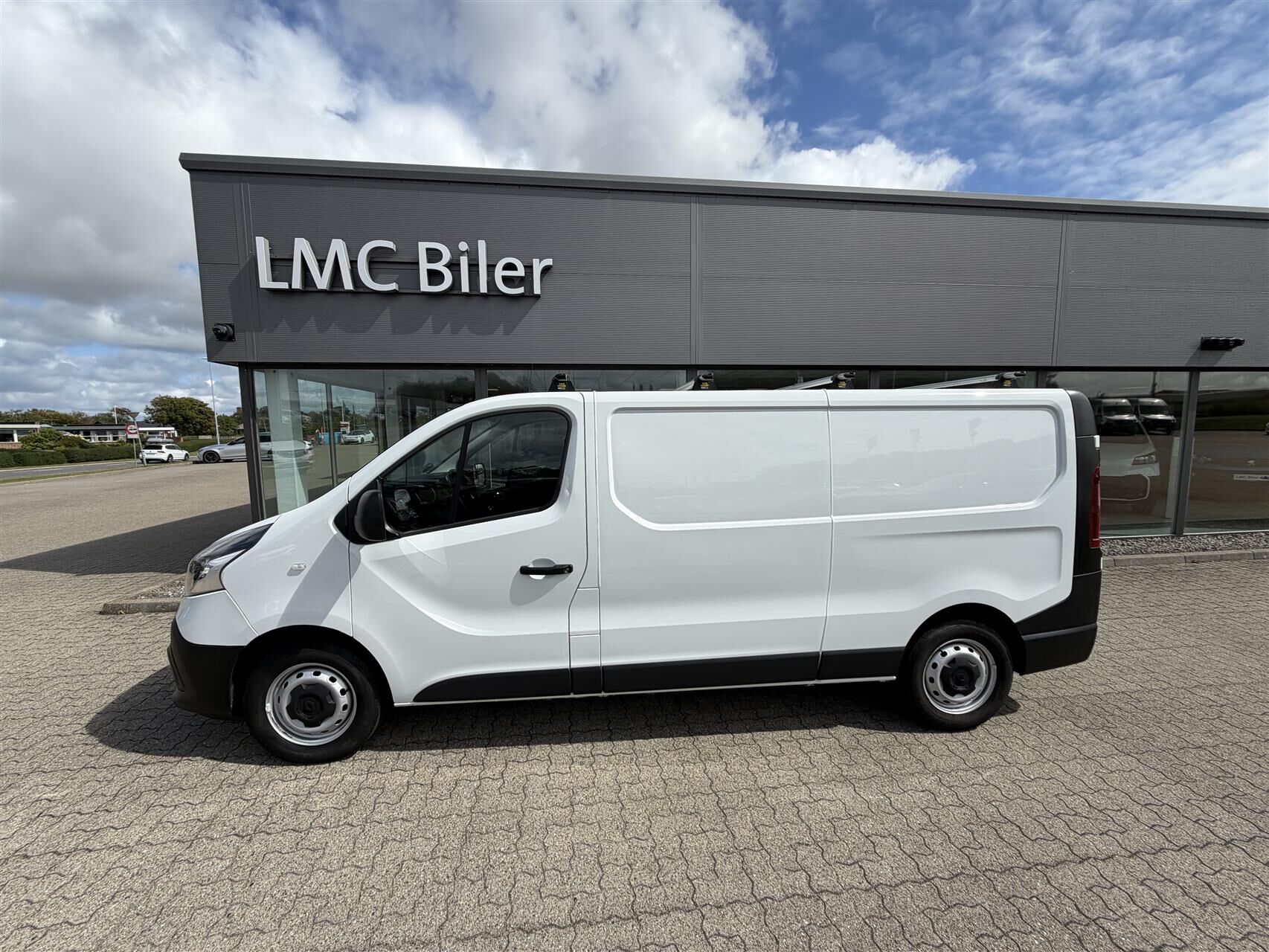 Billede af Renault Trafic T29 L2H1 2,0 DCI 145HK Van 6g