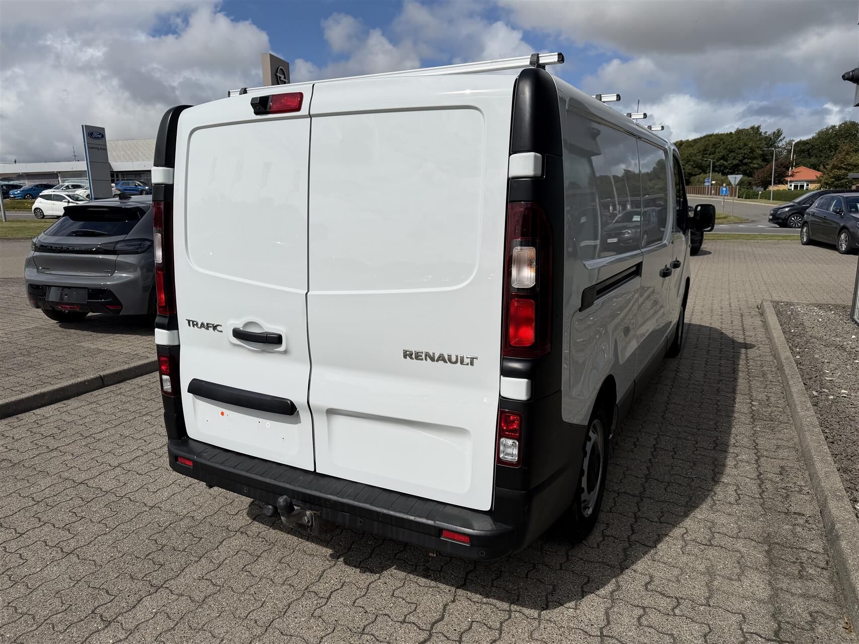 Billede af Renault Trafic T29 L2H1 2,0 DCI 145HK Van 6g