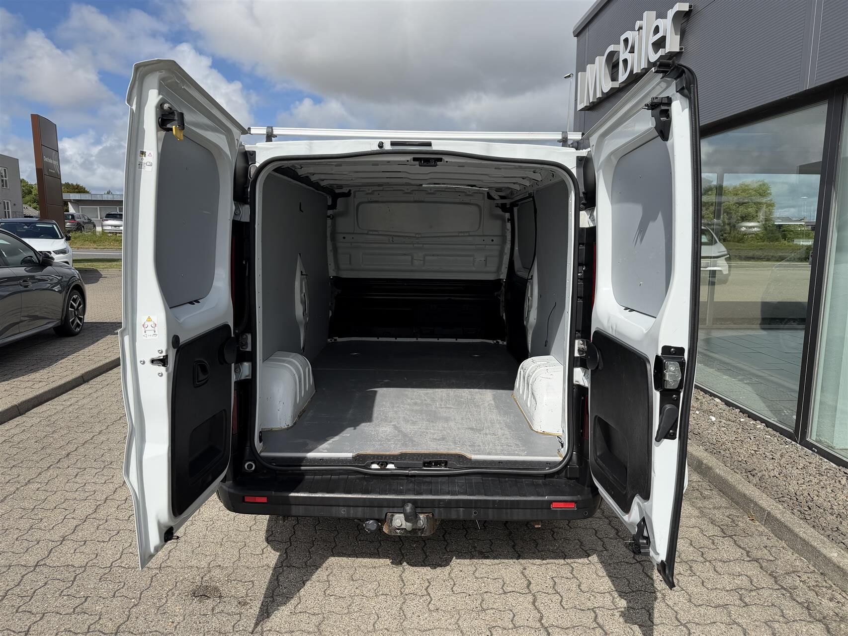 Billede af Renault Trafic T29 L2H1 2,0 DCI 145HK Van 6g