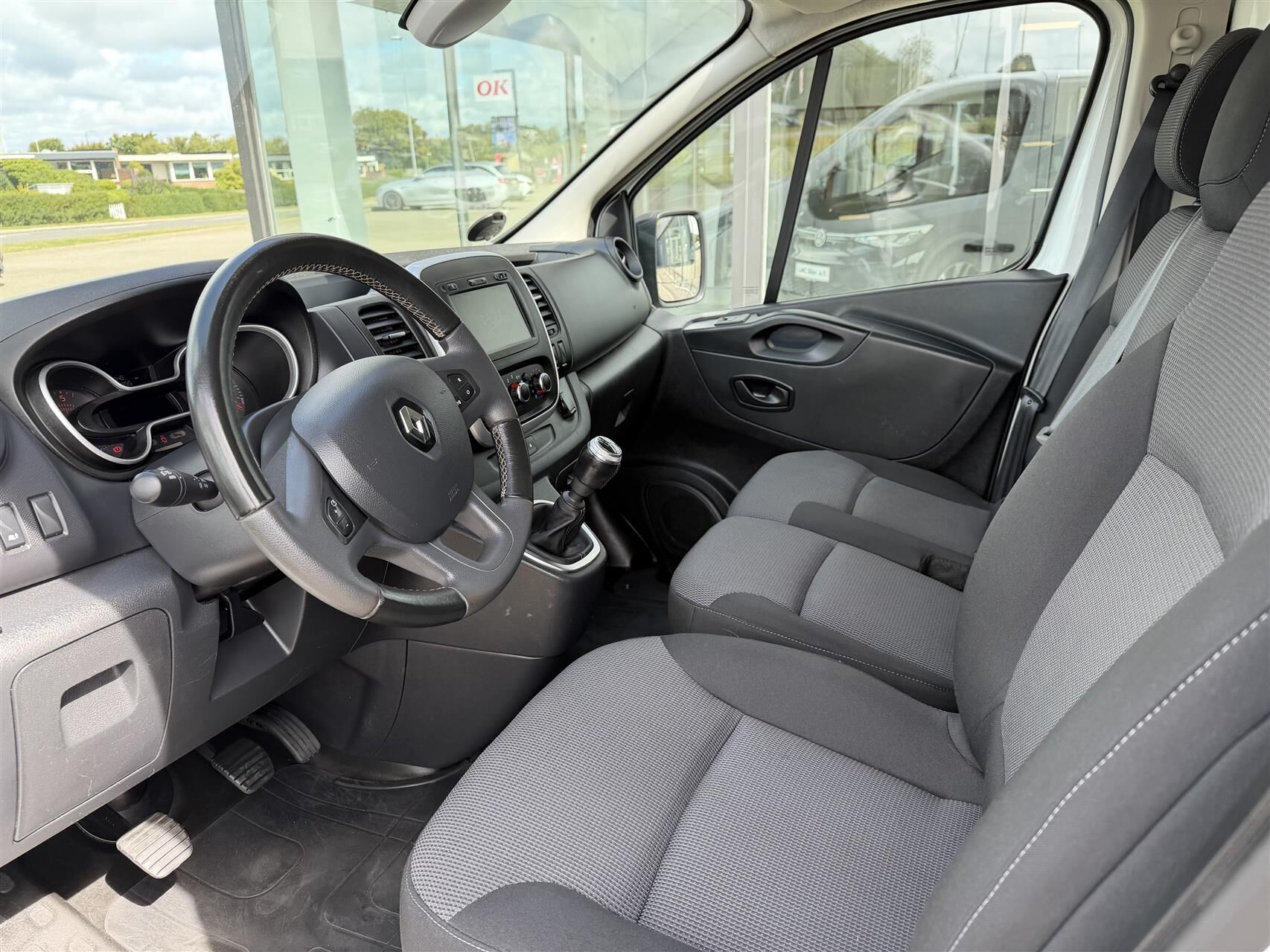 Billede af Renault Trafic T29 L2H1 2,0 DCI 145HK Van 6g