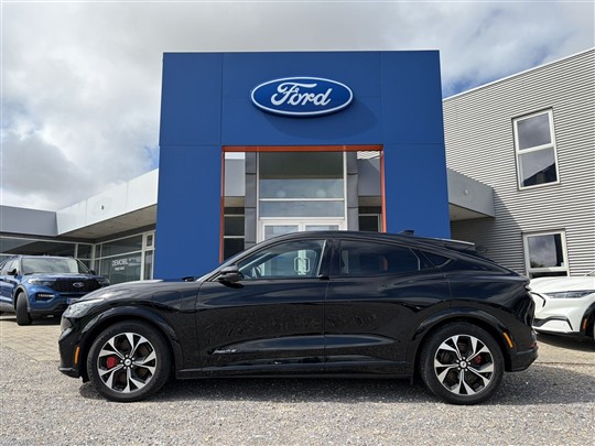 Ford Mustang Mach-E EL UR Premium 294HK 5d Aut.